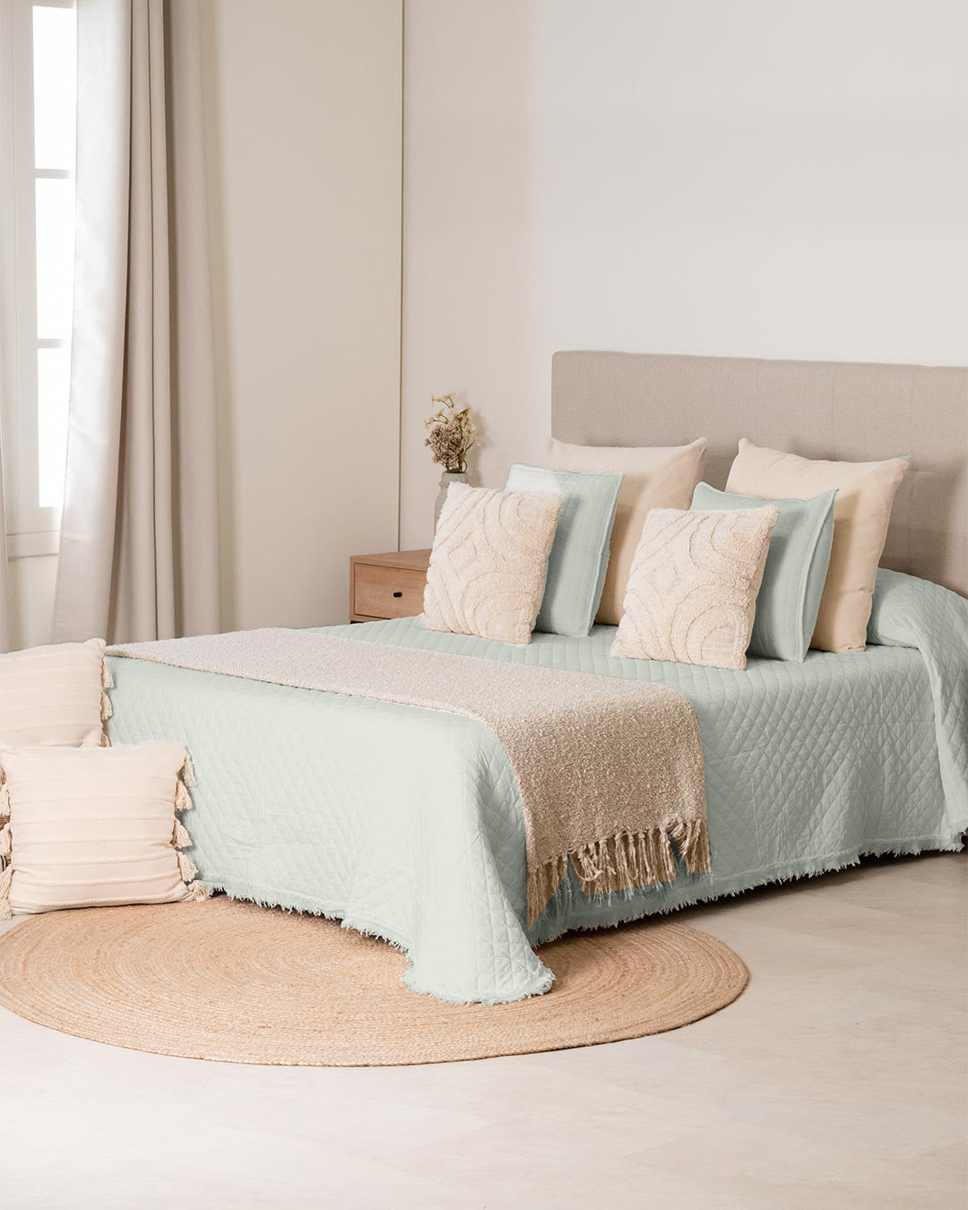 Keike Plain Green Fringe Quilt