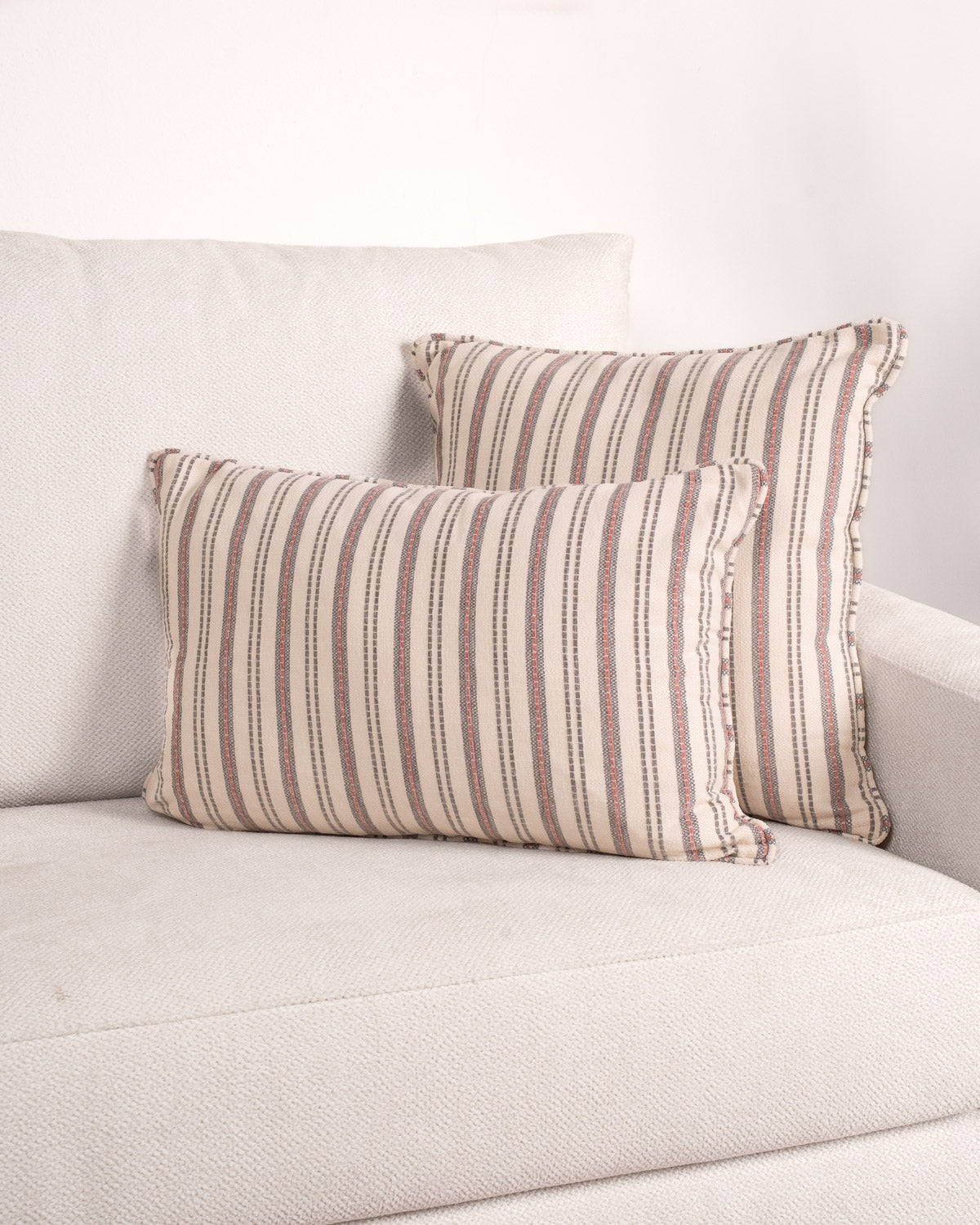 Cojín Jacquard Chenilla Raya Segovia Verde Seco