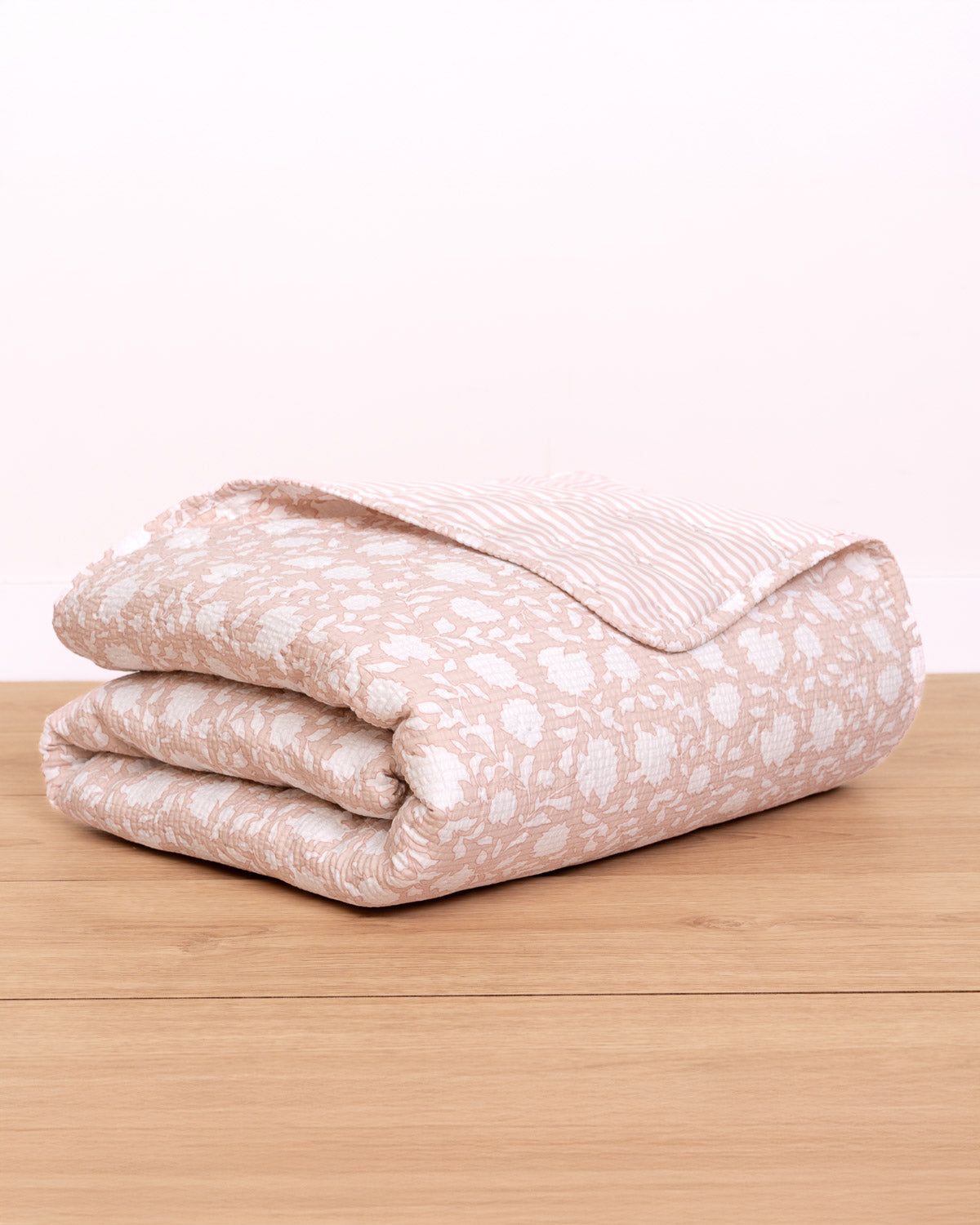 Colcha Seersucker Mozarabe rosa keike