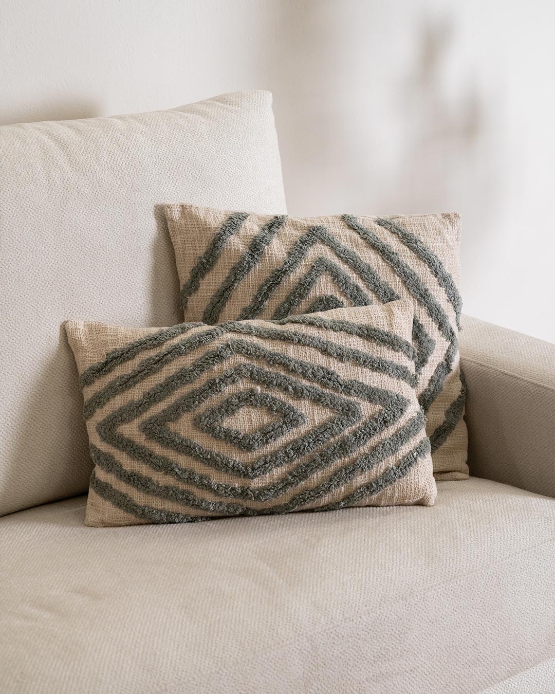 Coussin en coton mat vert sec