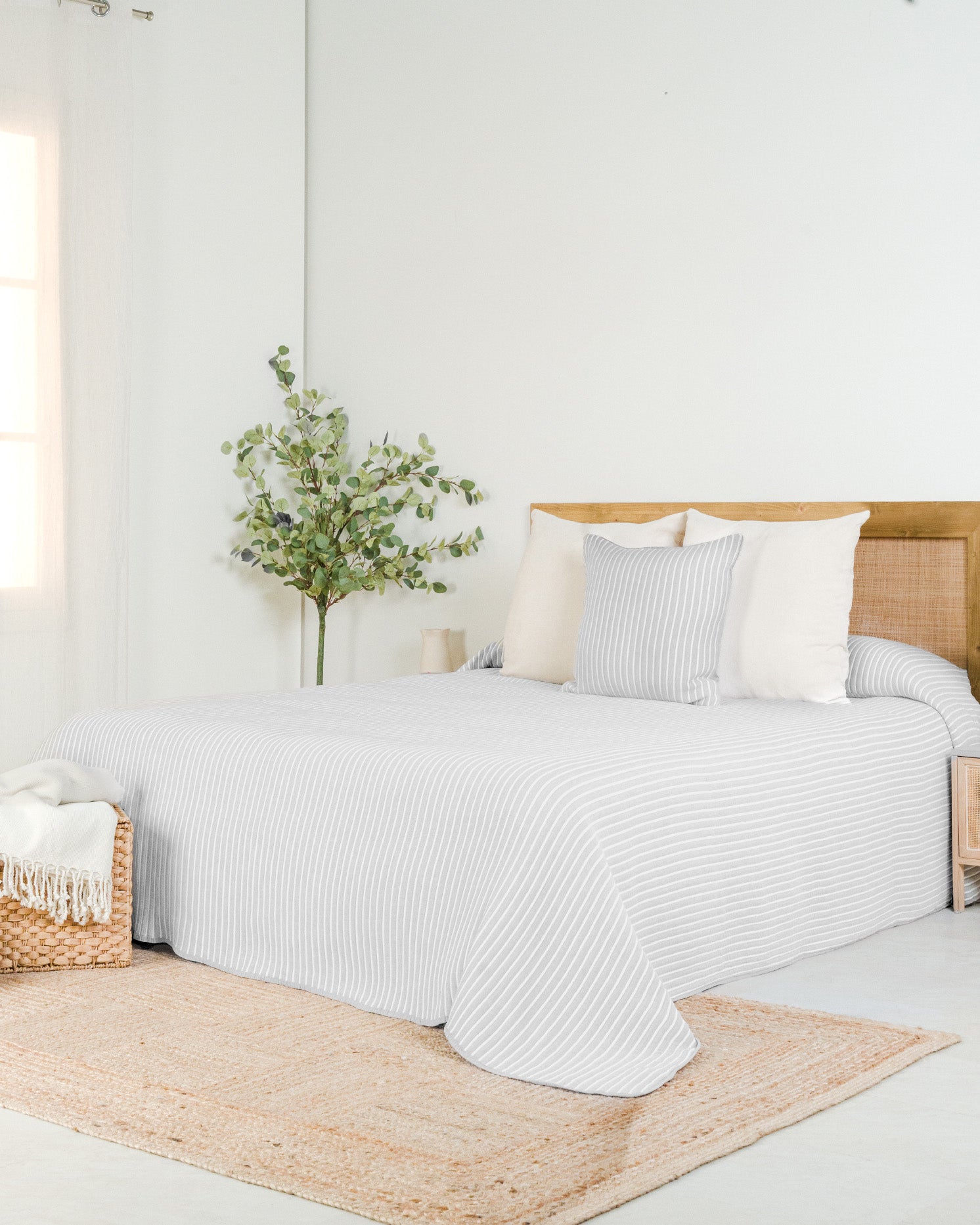 Colcha Doble Tela Algodón Jacquard  Raya Nitia Gris Claro