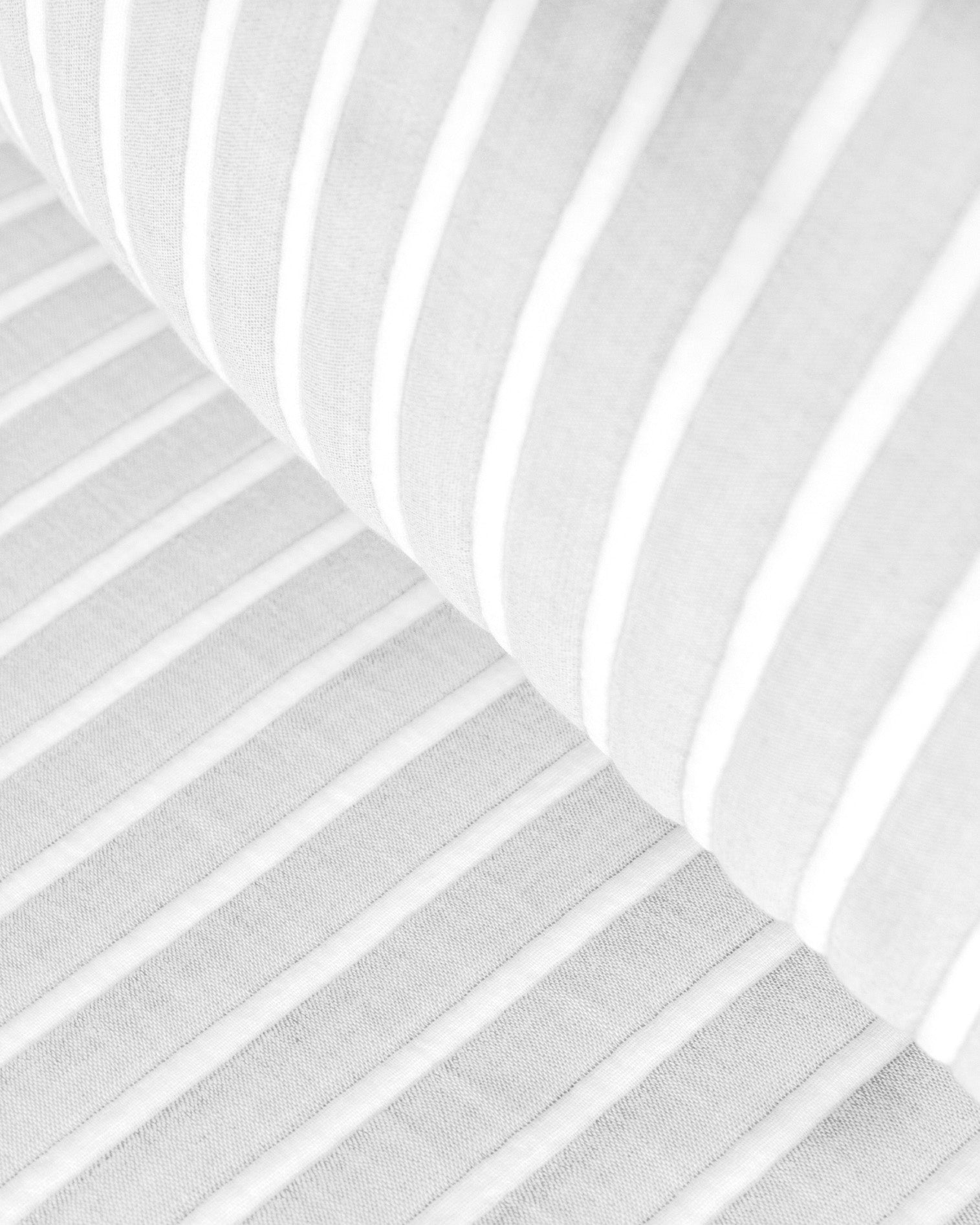 Colcha Doble Tela Algodón Jacquard  Raya Nitia Gris Claro