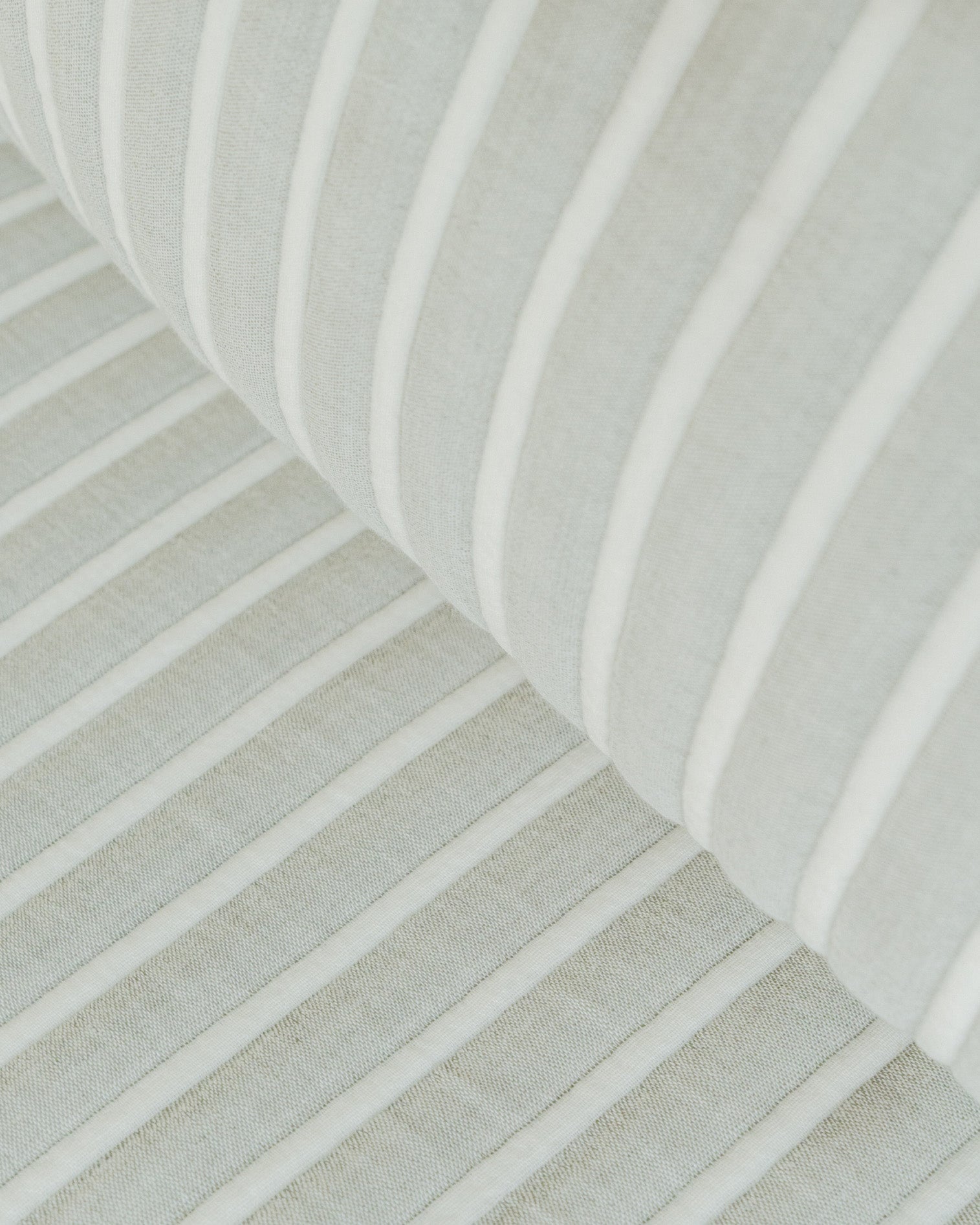 Colcha Doble Tela Algodón Jacquard  Raya Nitia Verde Seco