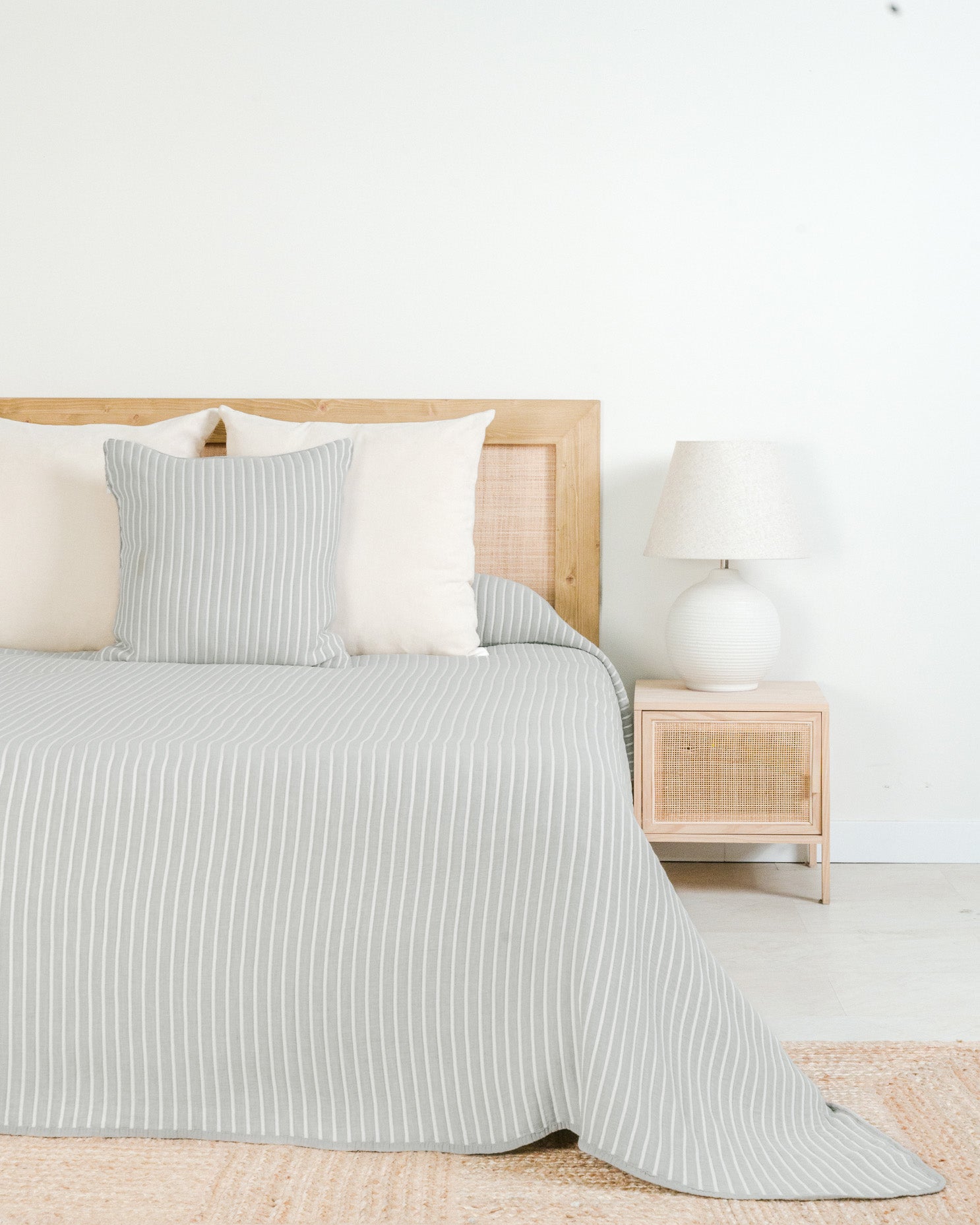 Colcha Doble Tela Algodón Jacquard  Raya Nitia Verde Seco