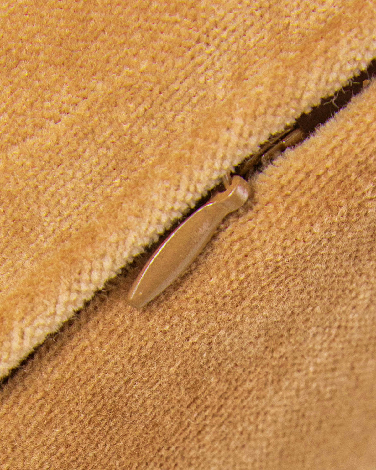 Cojín algodón terciopelo ocre