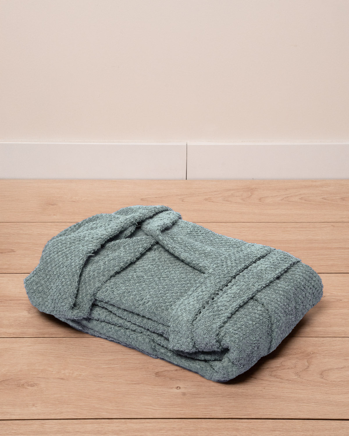 Albornoz Capucha 450g Chenilla Liso Verde Keike