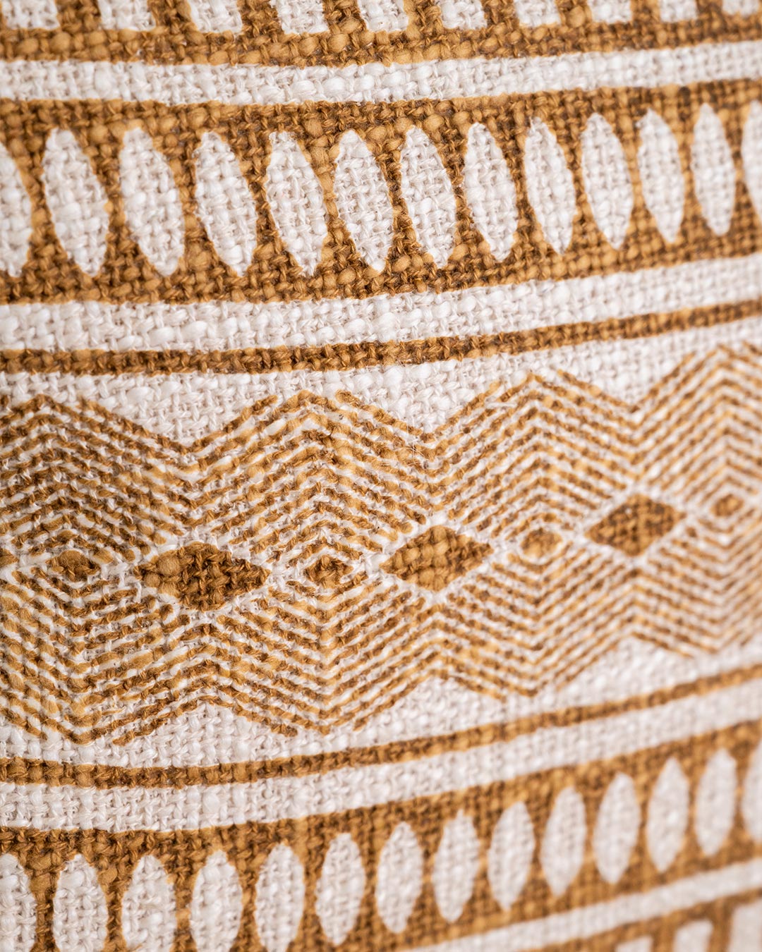 Cojín Fauno Algodón Ocre