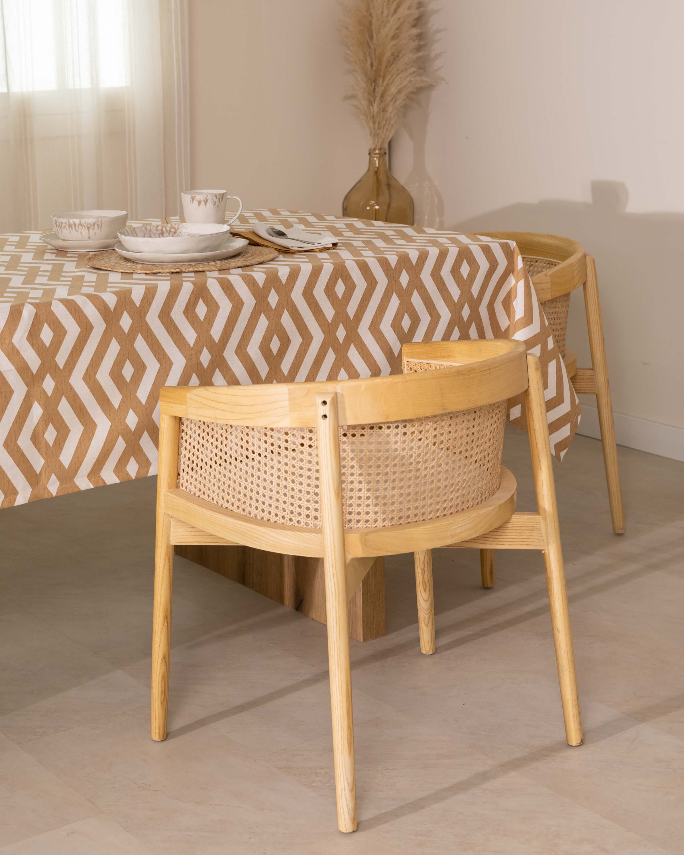 Mantel Antimanchas Nela Ocre