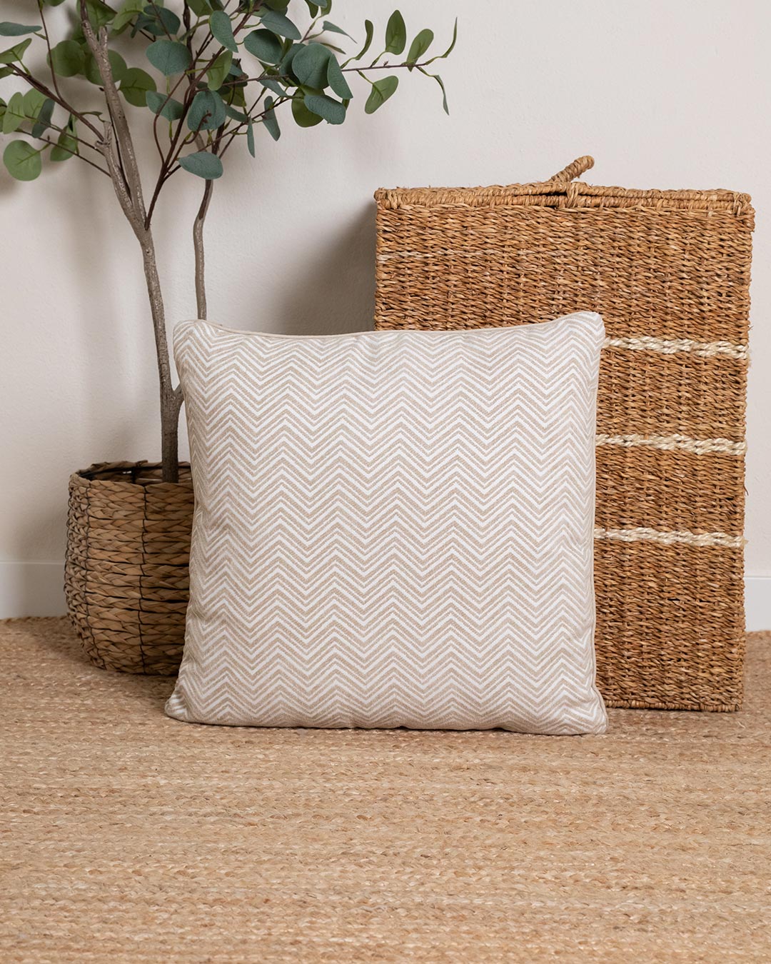 Cojín Jacquard Chenilla Yuya Topo