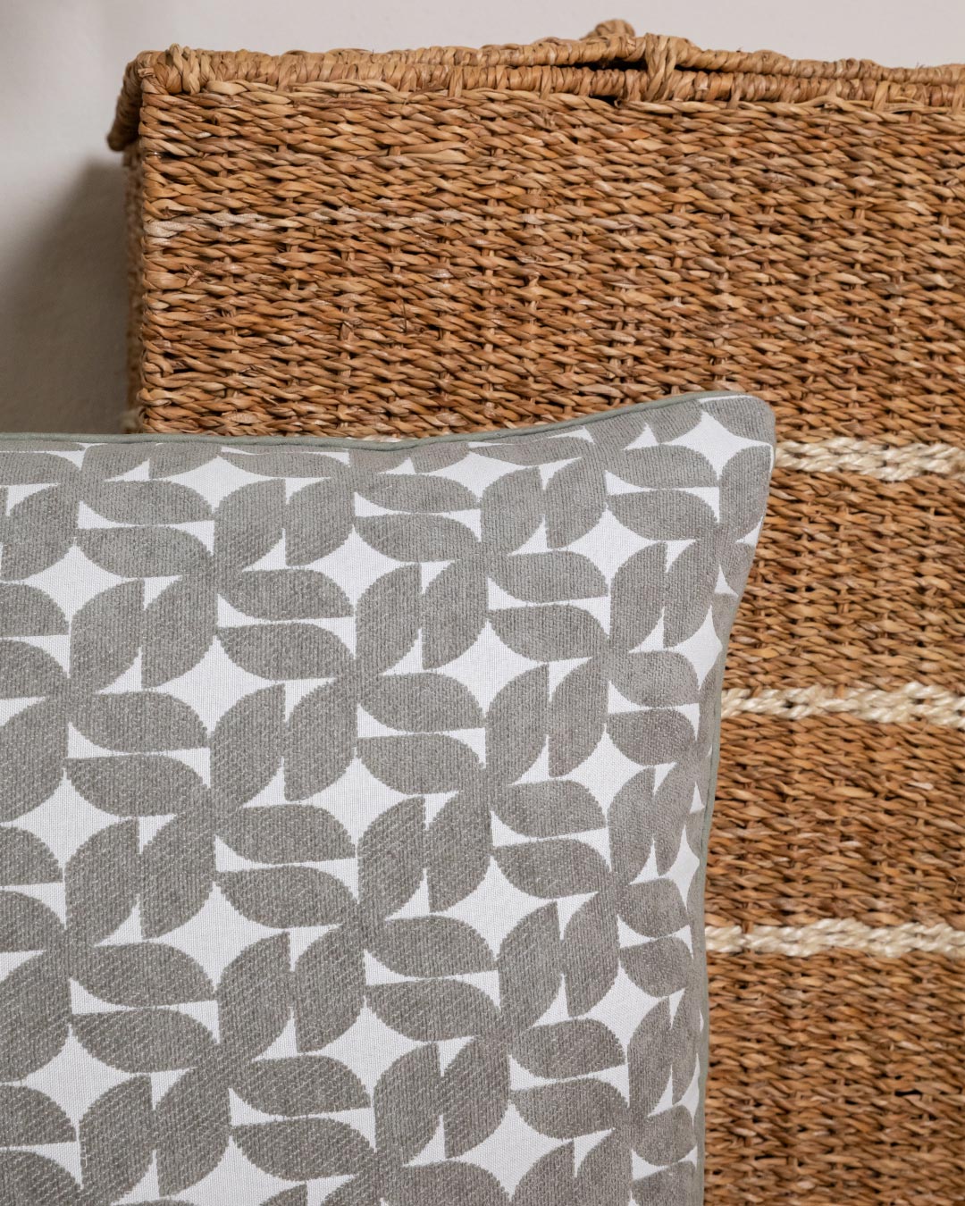 Cojín Jacquard Chenilla Keira Verde Seco