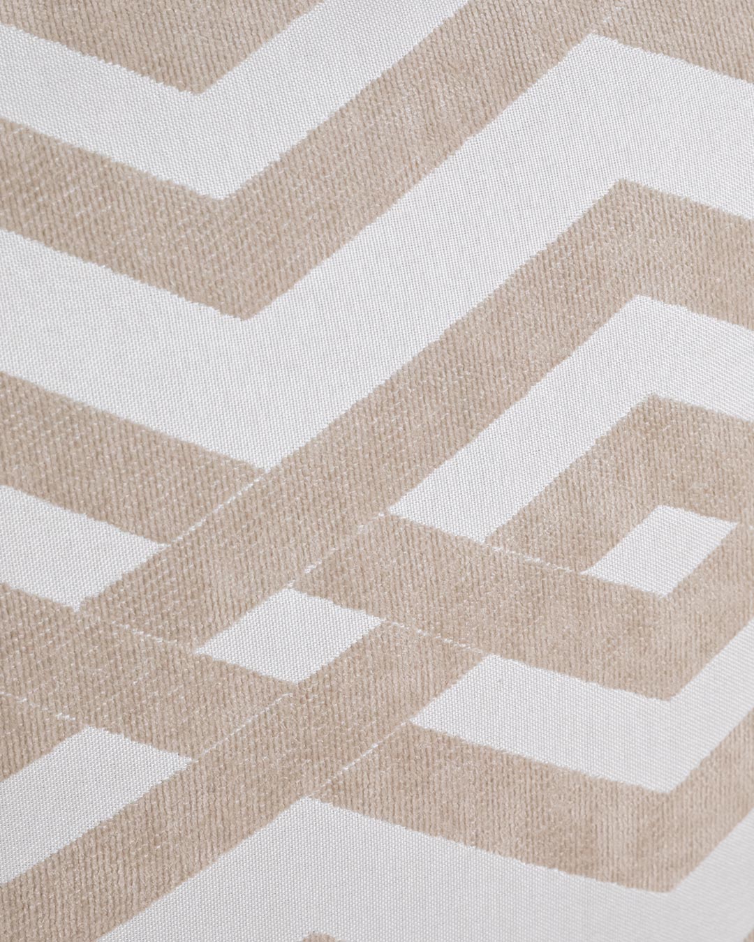 Cojín Jacquard Chenilla Nela Topo