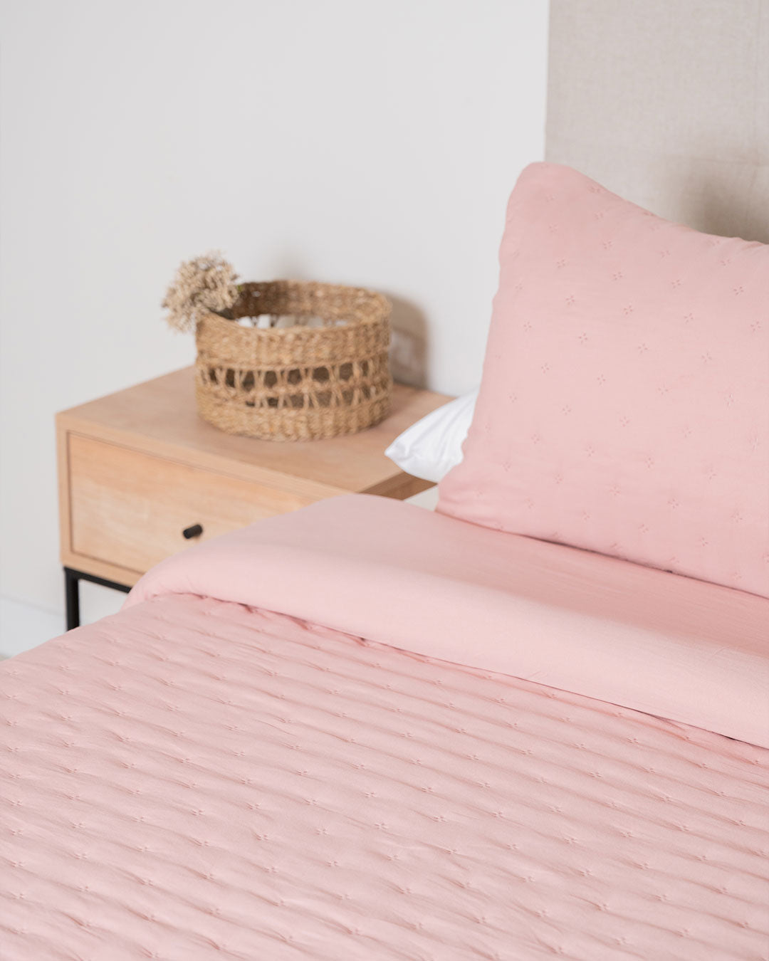 Funda Nórdica Acolchada Perforada Rosa Keike