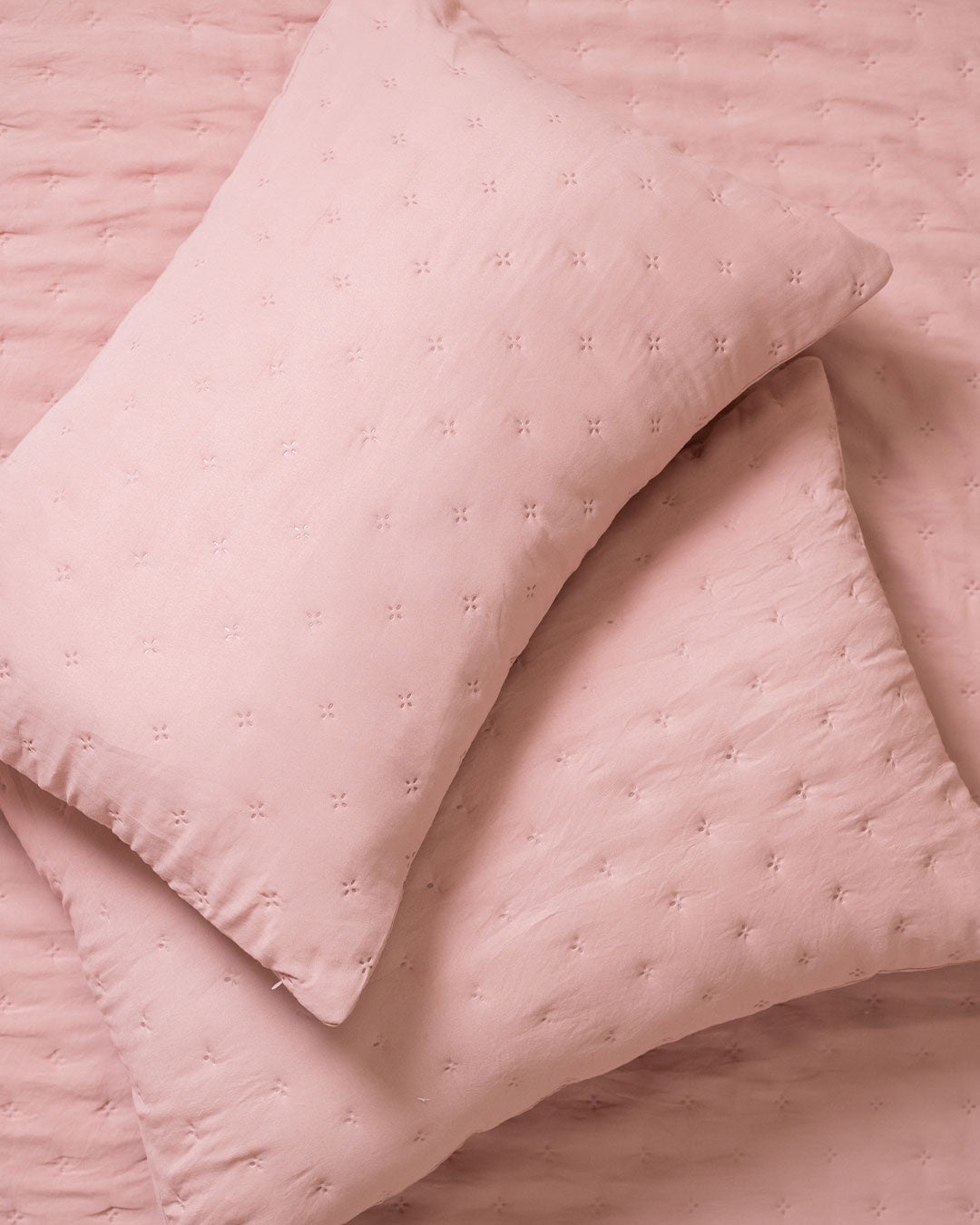 Funda Nórdica Acolchada Perforada Rosa Keike