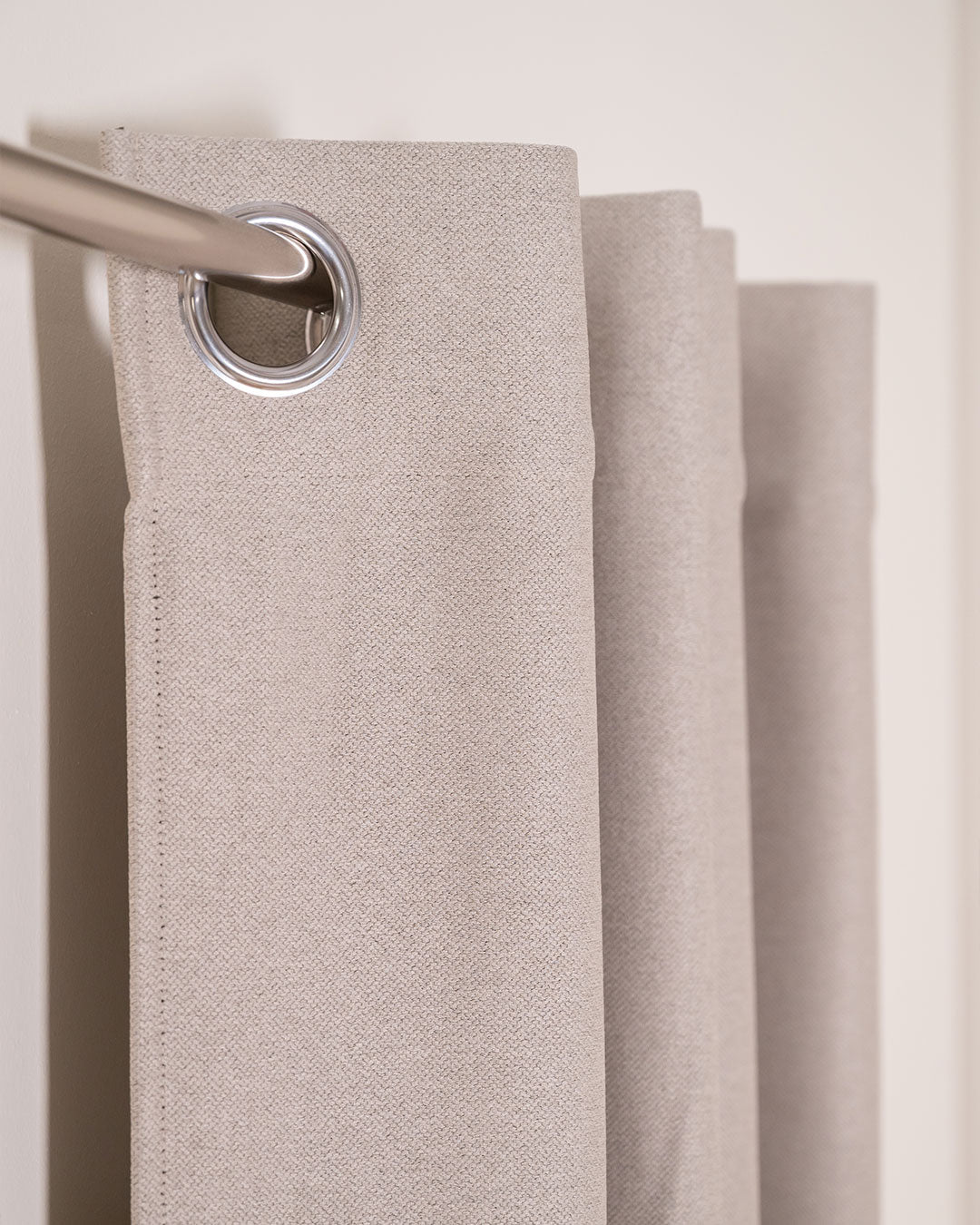 Cortina ollao torla opaca beige