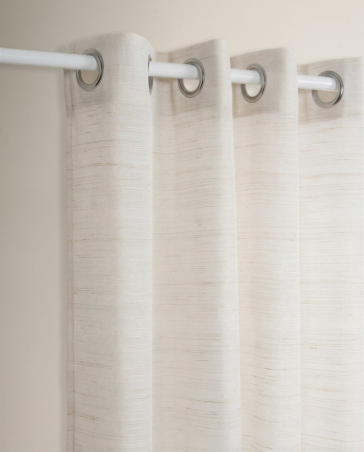 Ollao Amparo semi-translucent natural curtain