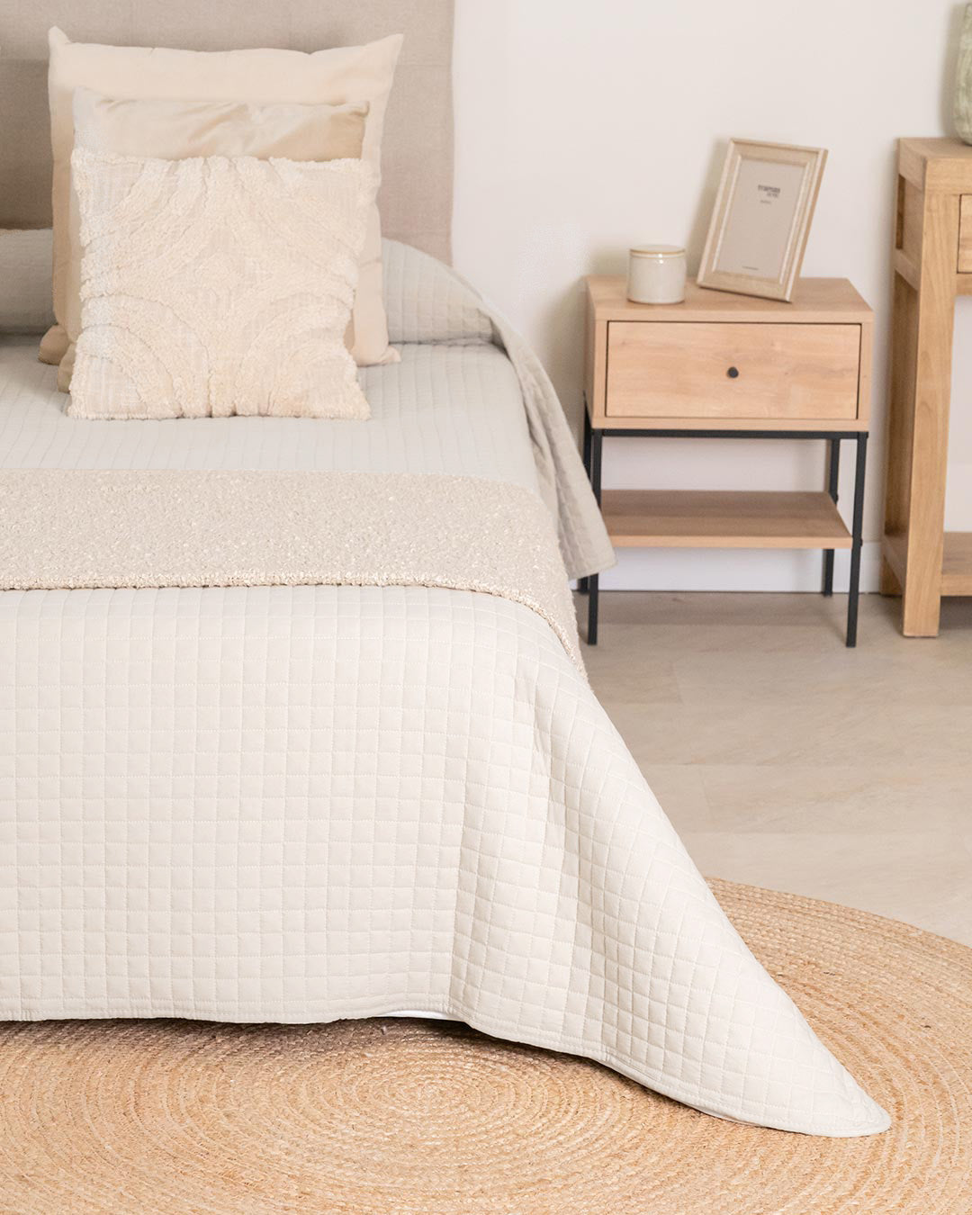 Colcha Cuadrito Lisa Natural