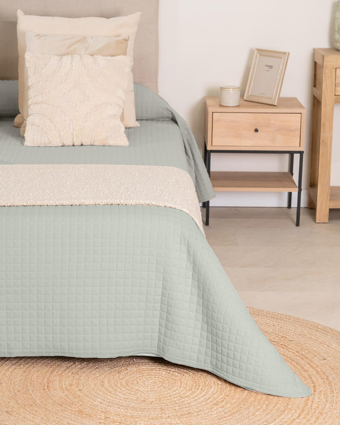 Colcha Cuadrito Lisa Verde Keike