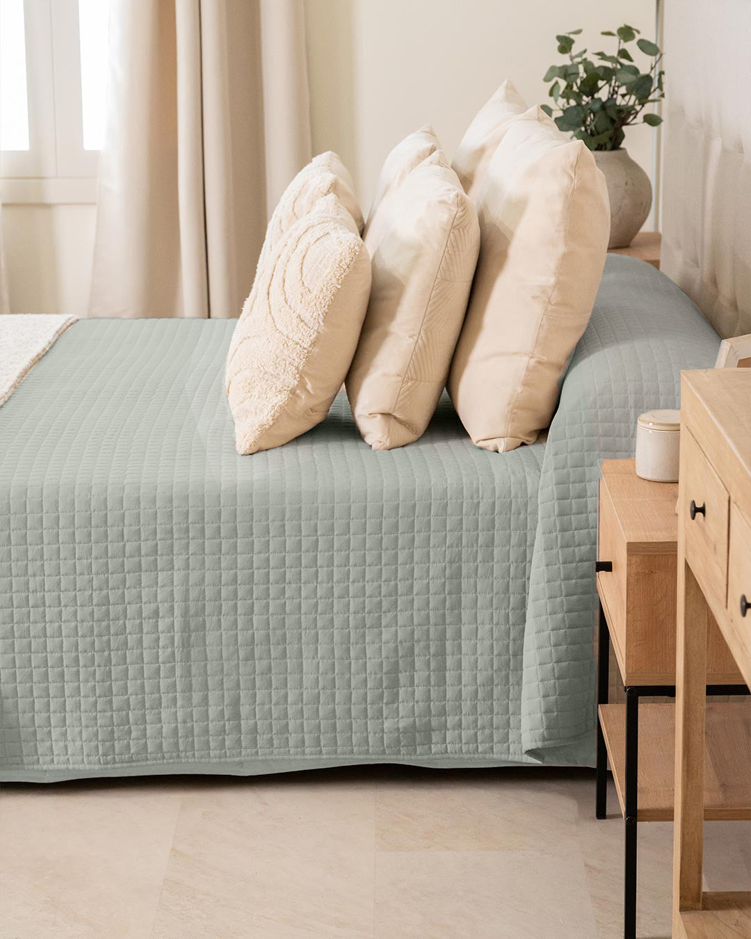 Colcha Cuadrito Lisa Verde Keike