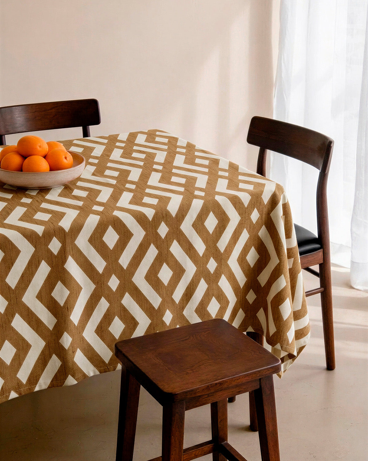 Mantel Antimanchas Nela Ocre