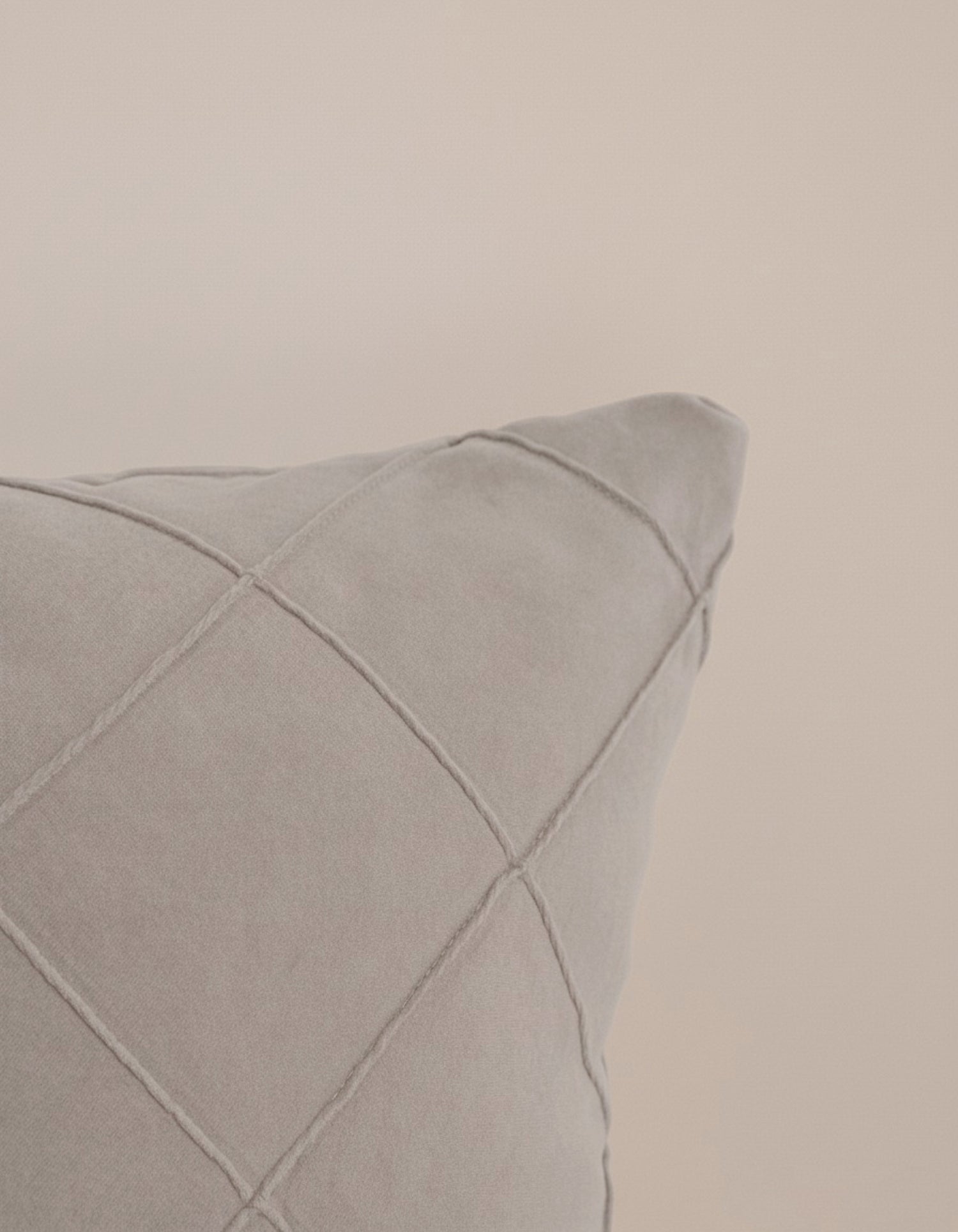 Cojín Terciopelo Algodón Rombo Gris Claro