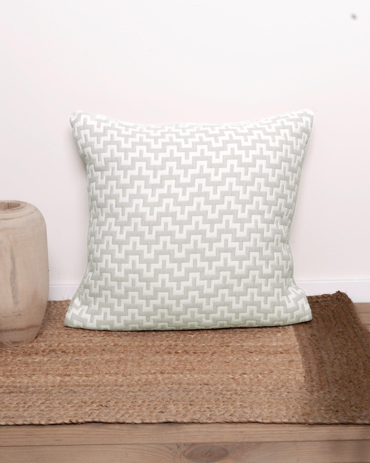 Cojín doble tela algodón jacquard Tebas gris claro