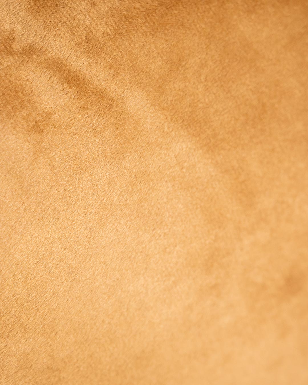 Nouveau coussin en velours ocre