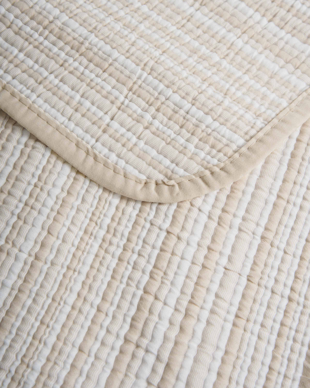 Colcha doble tela jacquard oli arena