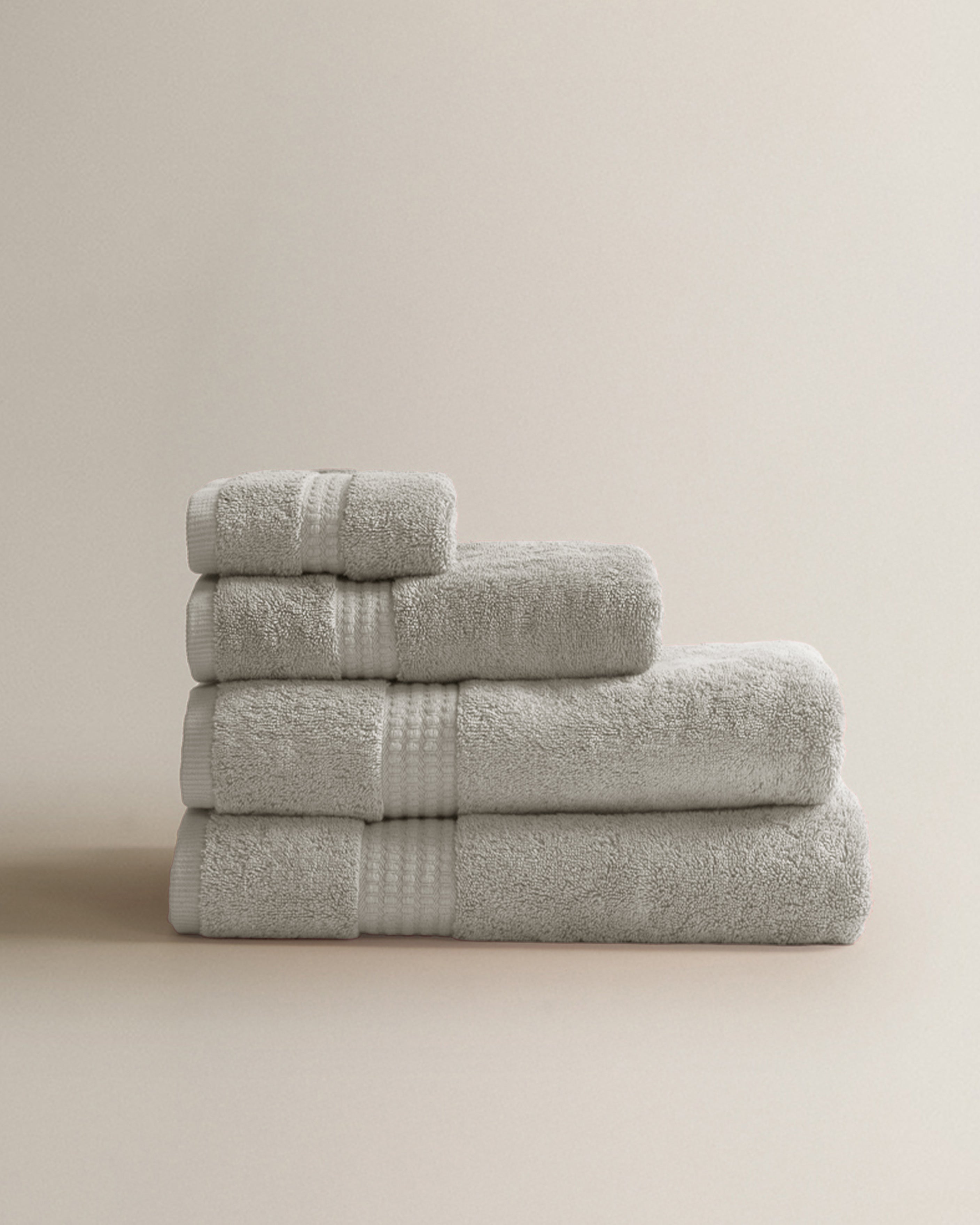 Toalla de baño 700gr premium gris claro
