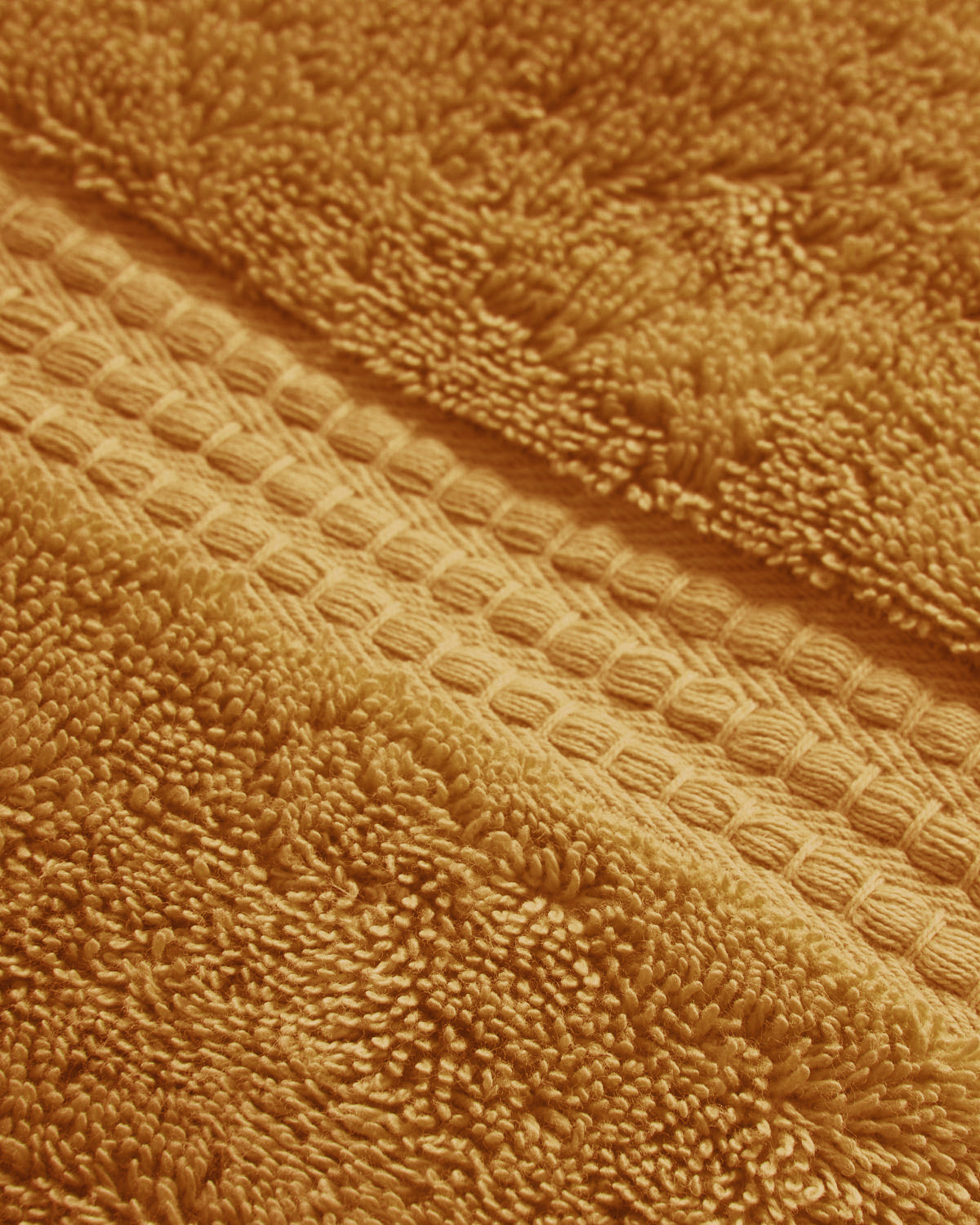 Toalla de baño 700gr premium ocre
