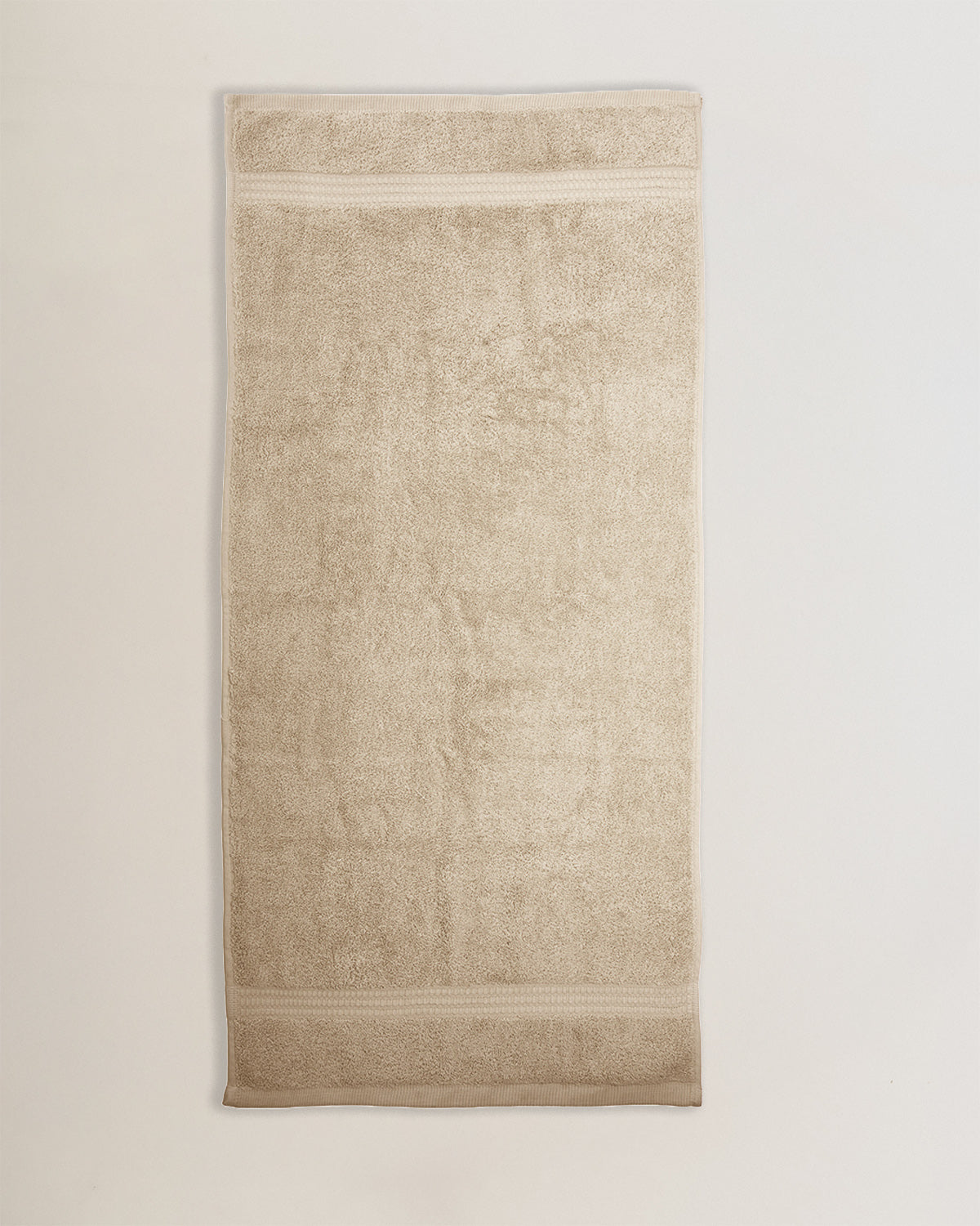Toalla de baño 700gr premium arena