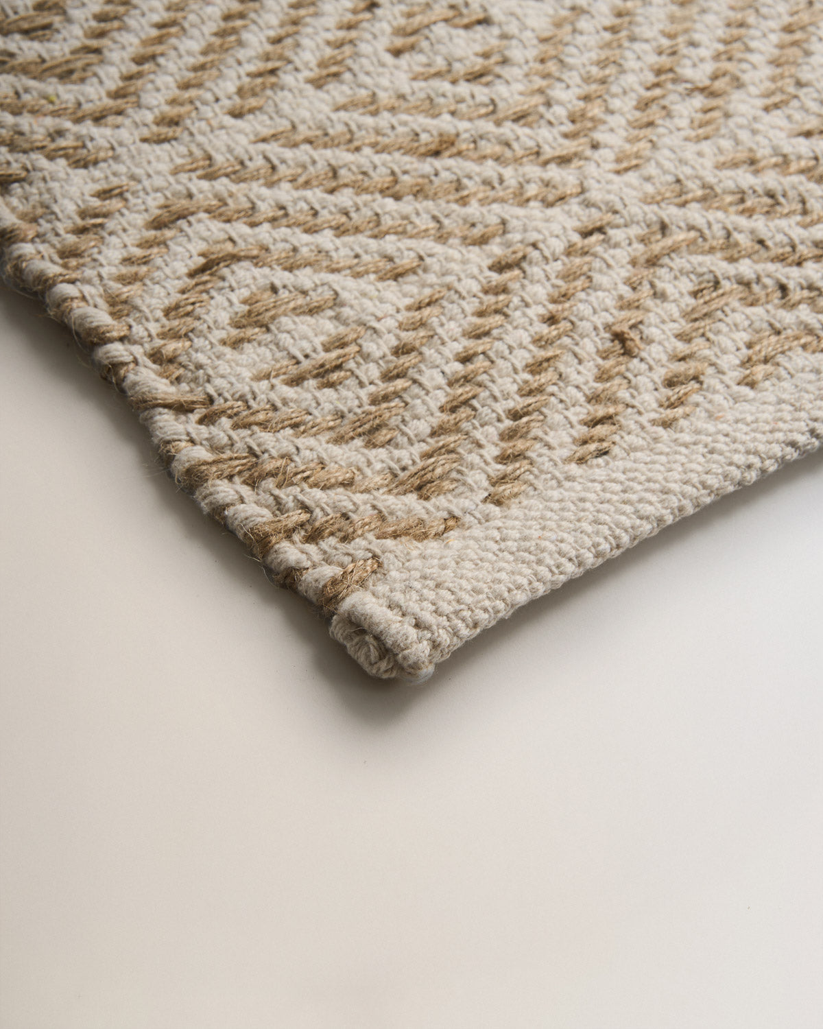 Tapis en coton et jute naturel de Vicenzo
