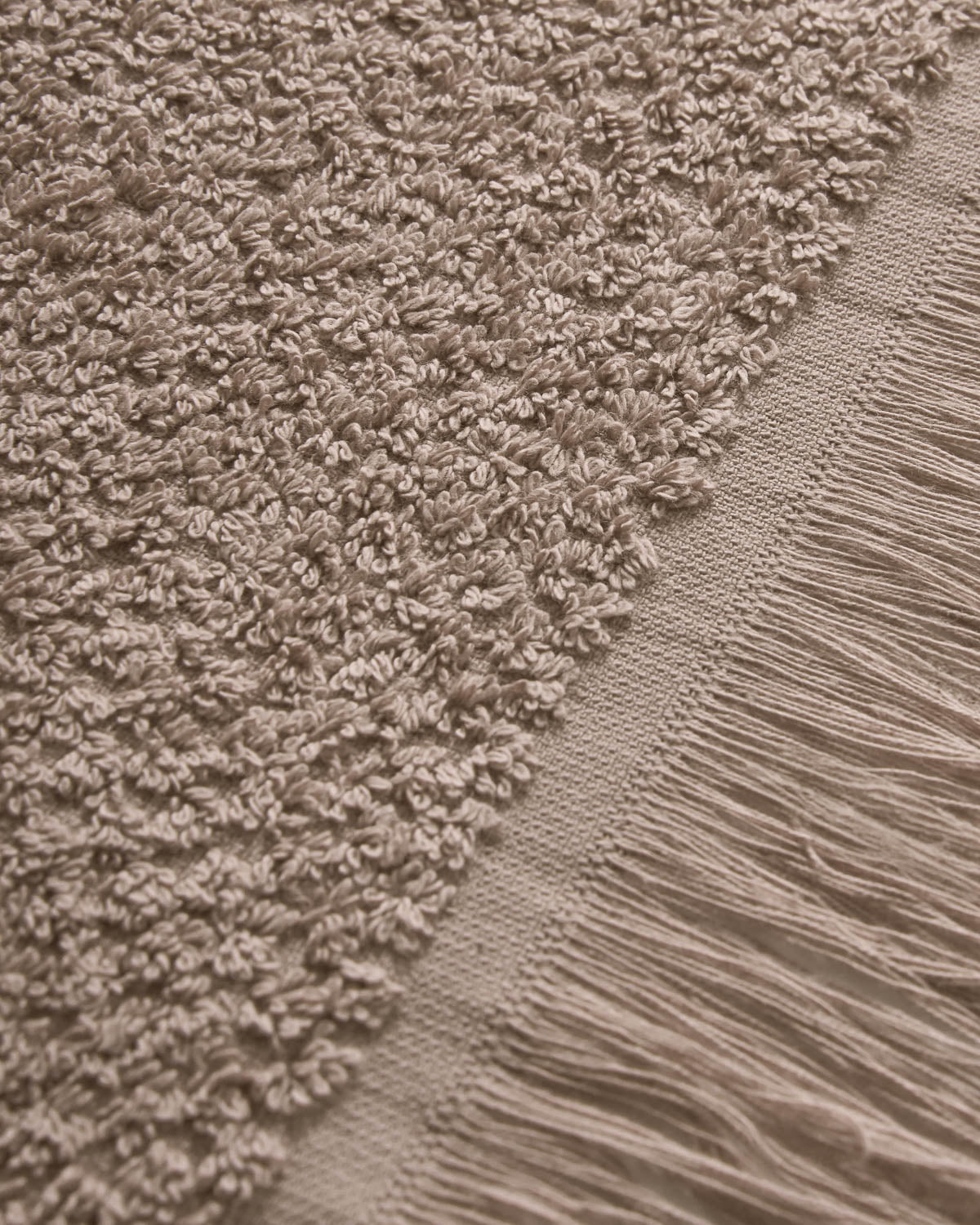 Chenille Towel with Fringe, Plain, 550g, Light Grey
