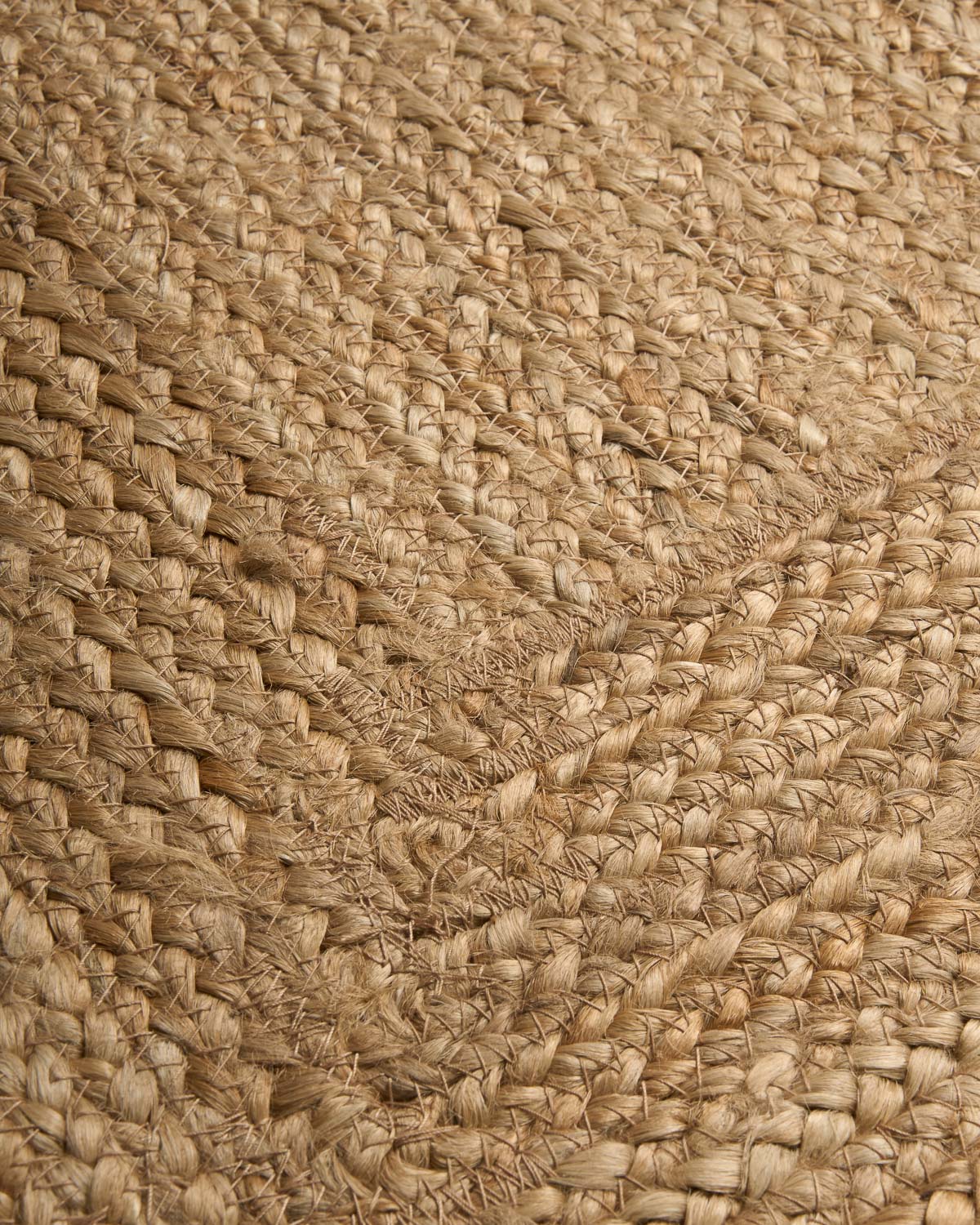 Natural Almond-Shaped Jute Rug