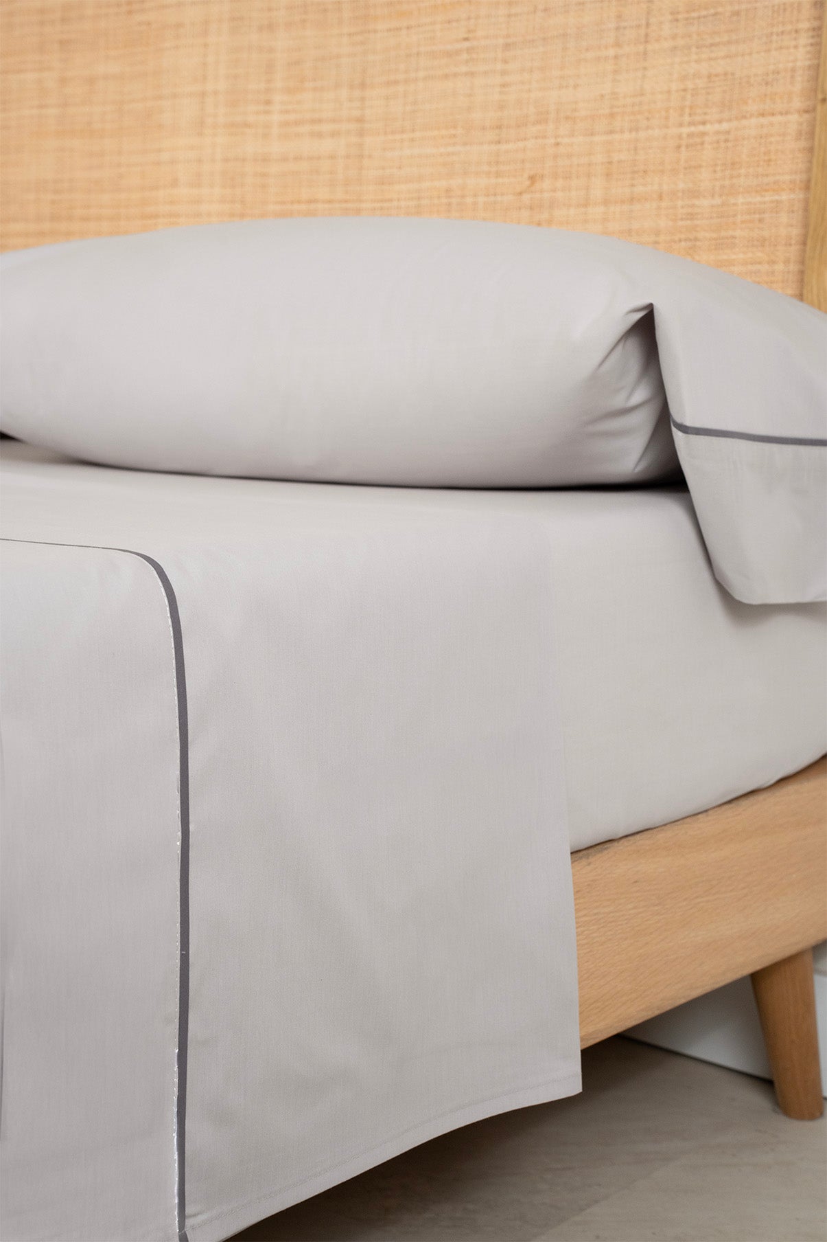 Joc de Llençols Cotó Percal amb Viu Gris