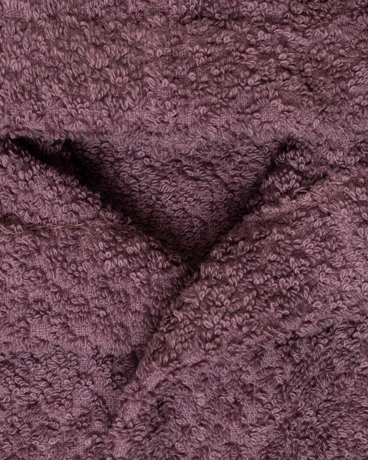 Albornoz capucha chenilla morado seco (450 gr/m²)