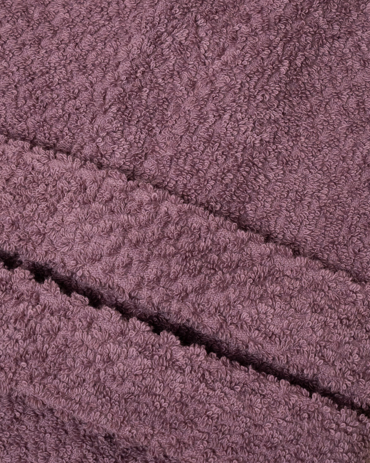 Albornoz capucha chenilla morado seco (450 gr/m²)