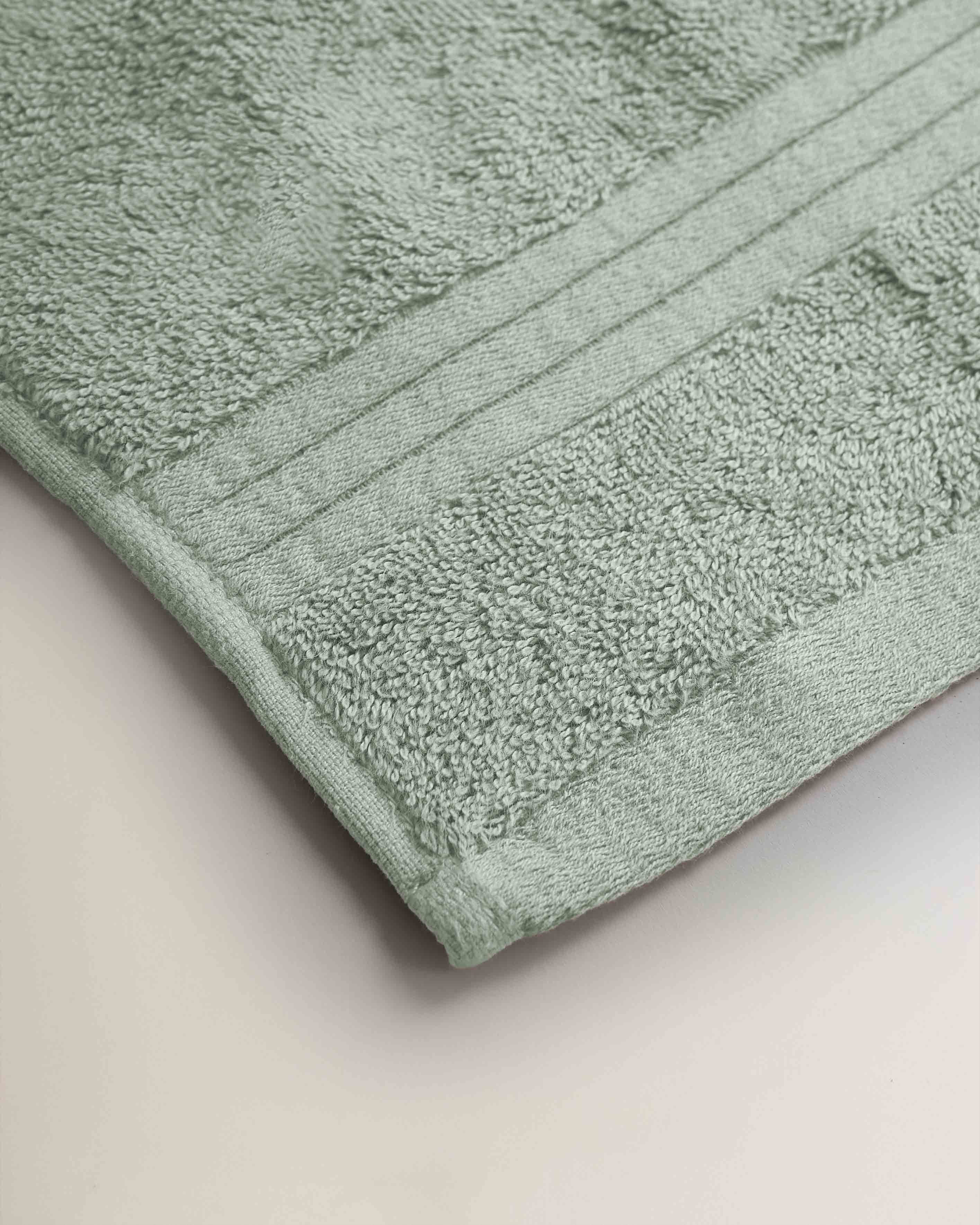 Toalla baño algodón verde seco (700 gr/m²)