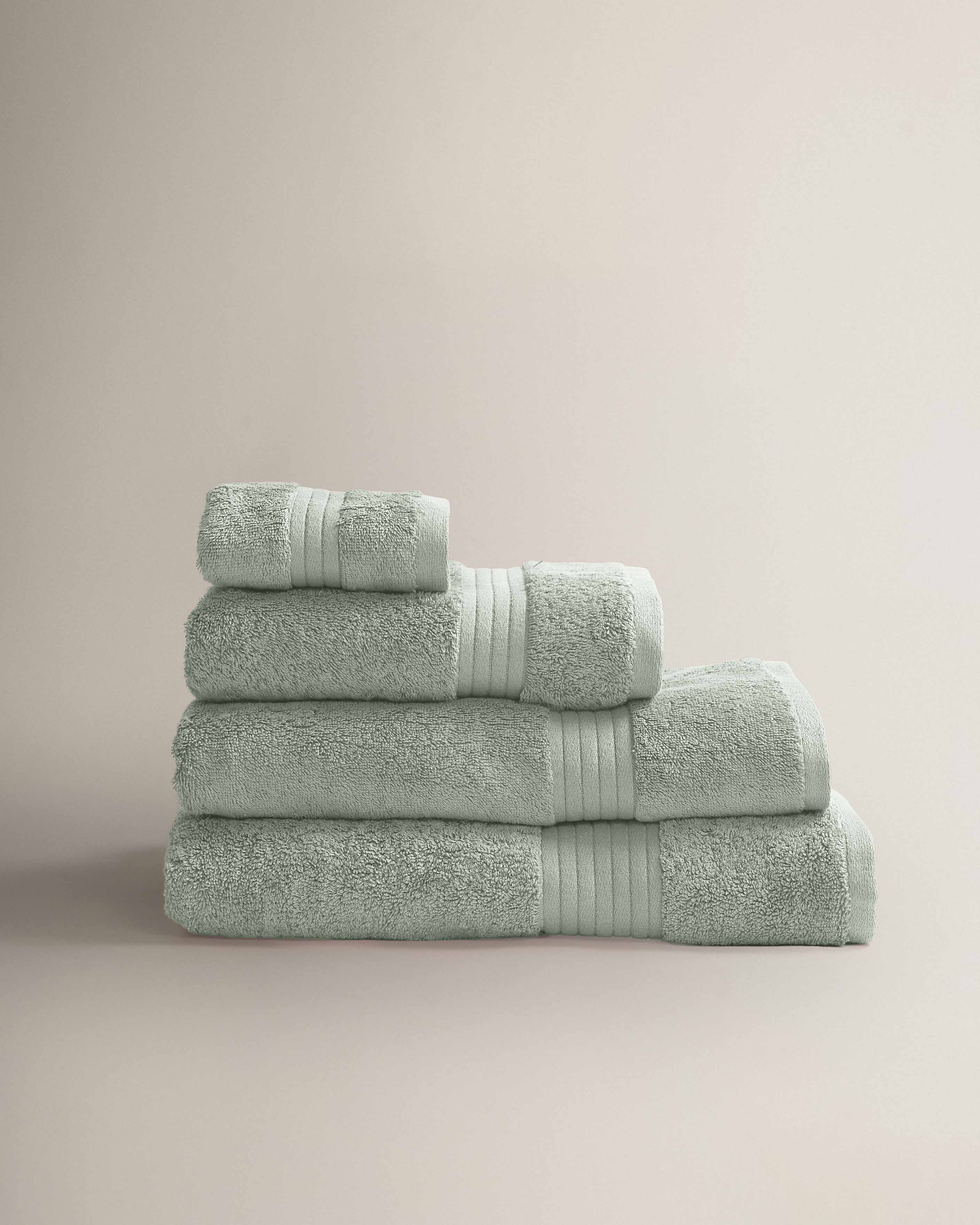 Toalla baño algodón verde seco (700 gr/m²)