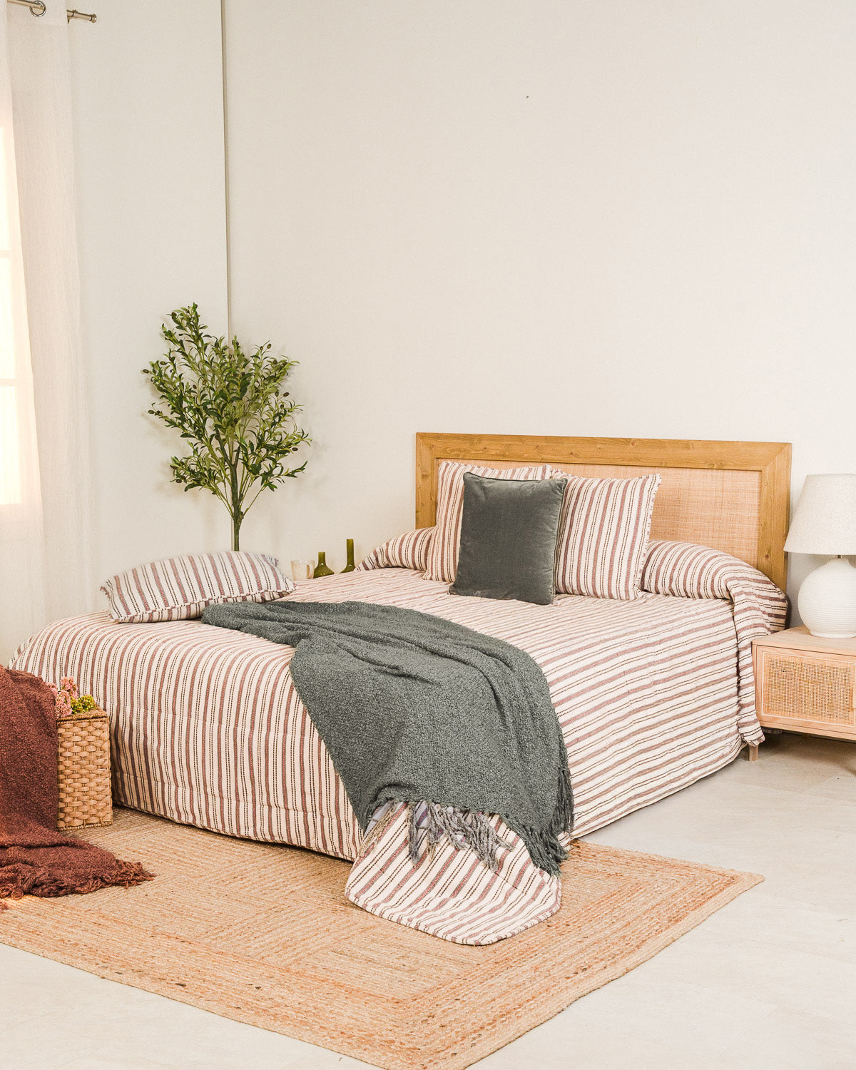 Colcha Jacquard Chenilla Raya Segovia Verde Seco