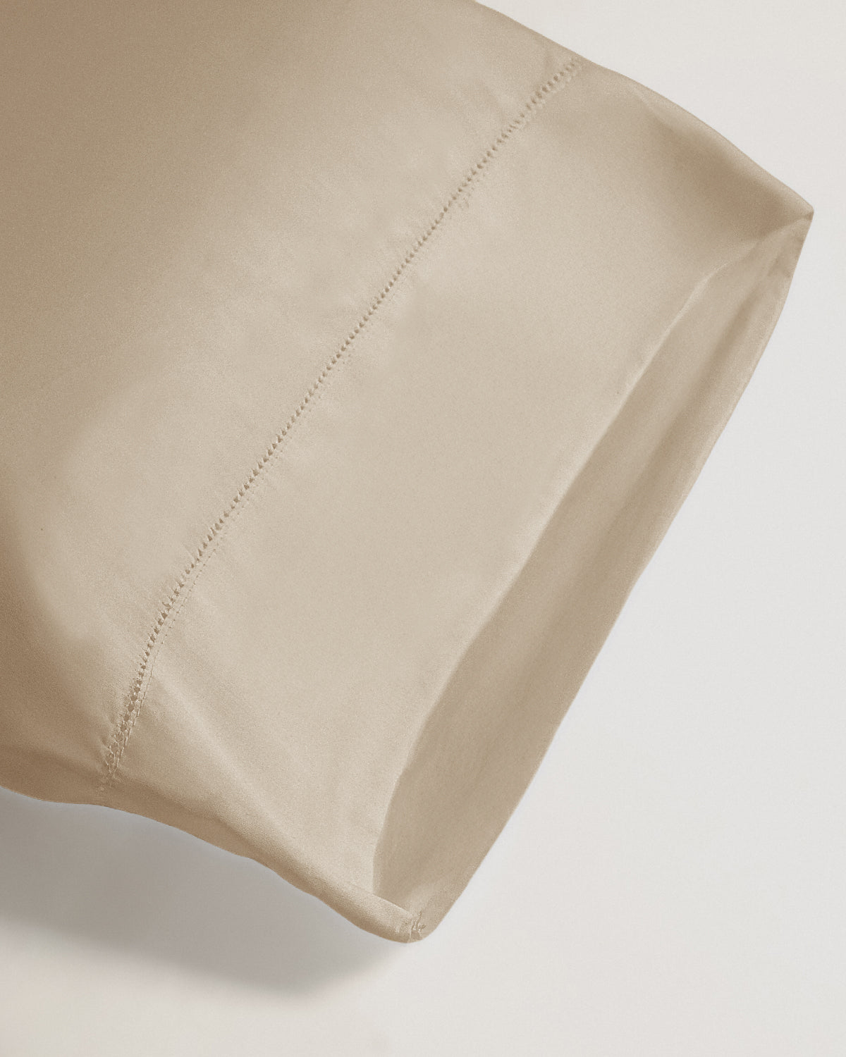 Fronha de Almofada em Cetim com Bainha Aberta Topo