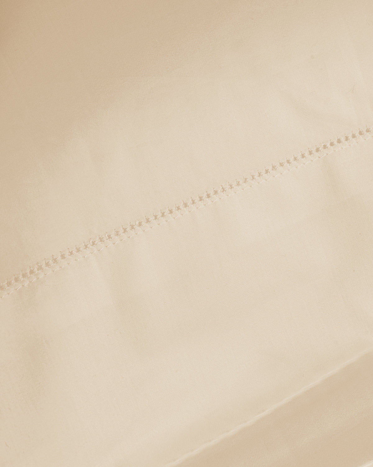 Fronha de Almofada em Cetim com Bainha Aberta Topo