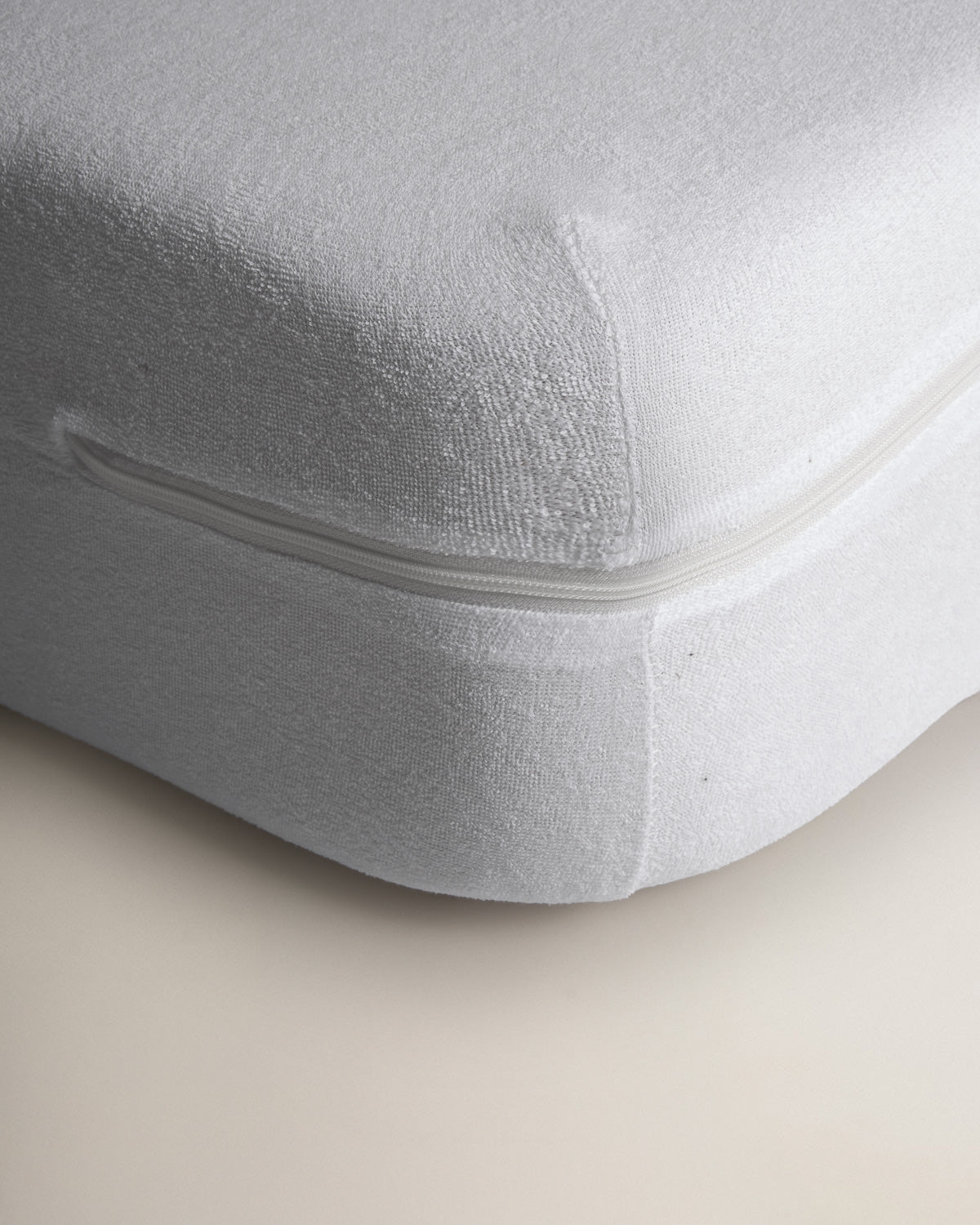 Funda de colchón blanco