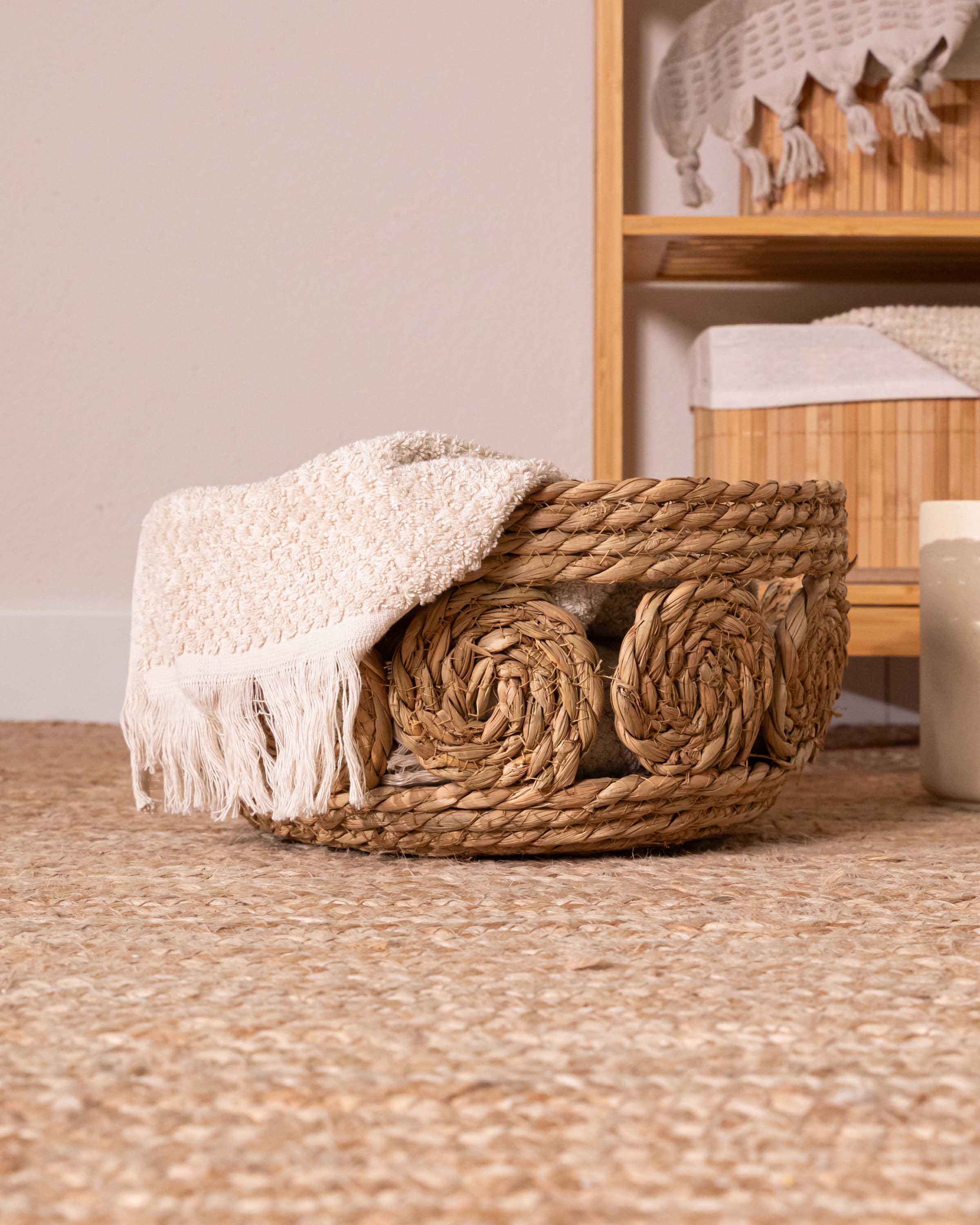 Barbarian Natural Bicolor Esparto Basket