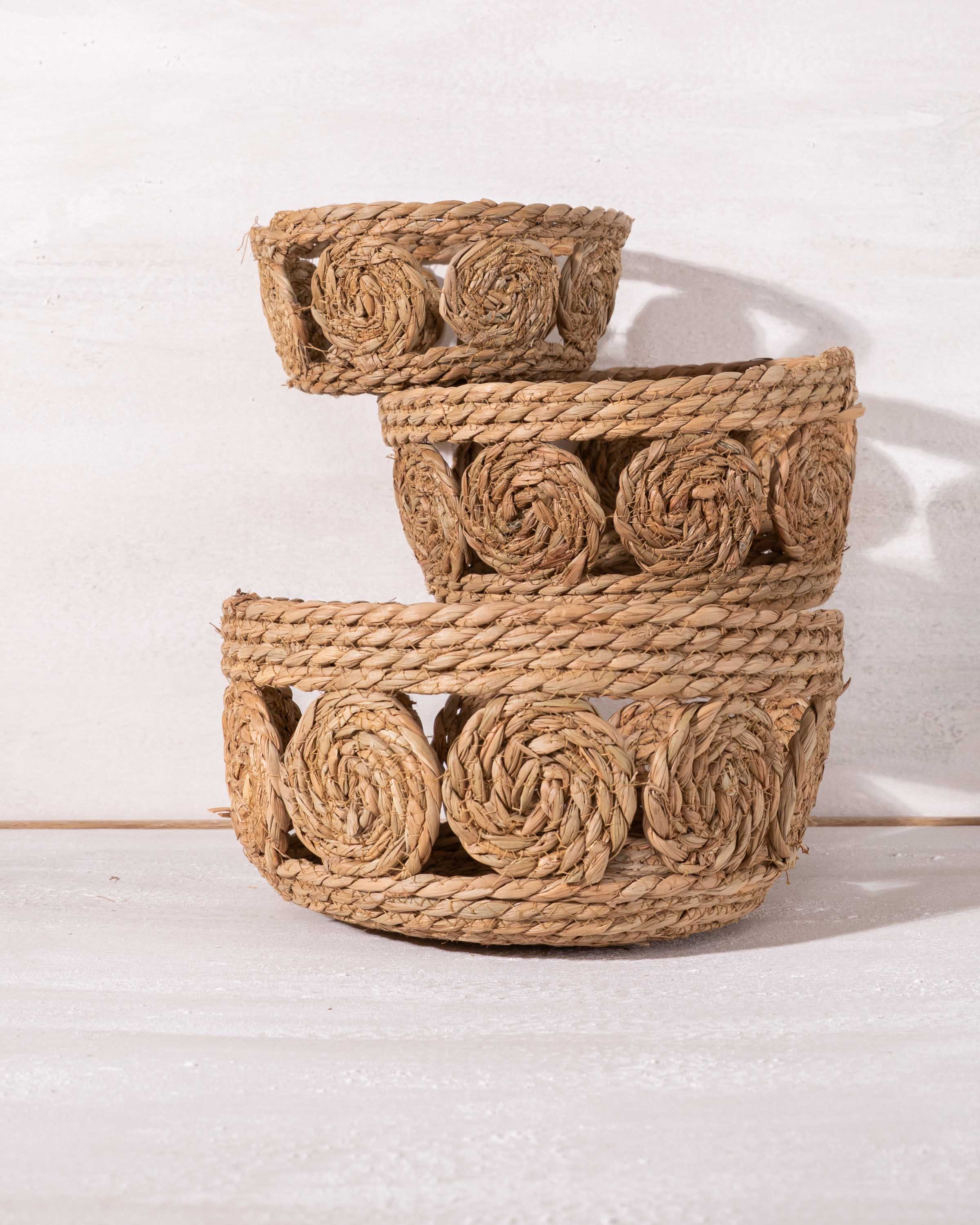 Barbarian Natural Bicolor Esparto Basket