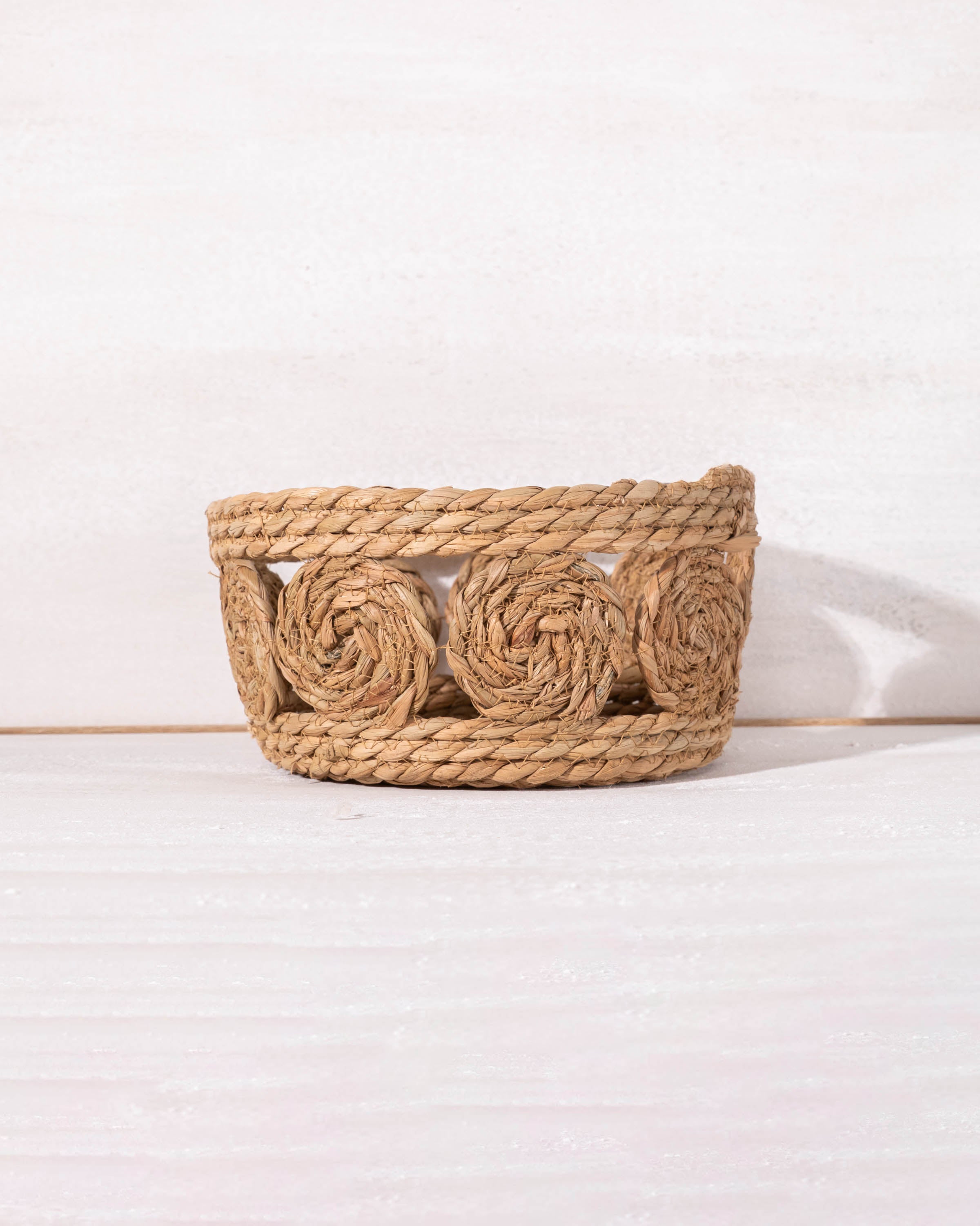 Barbarian Natural Bicolor Esparto Basket