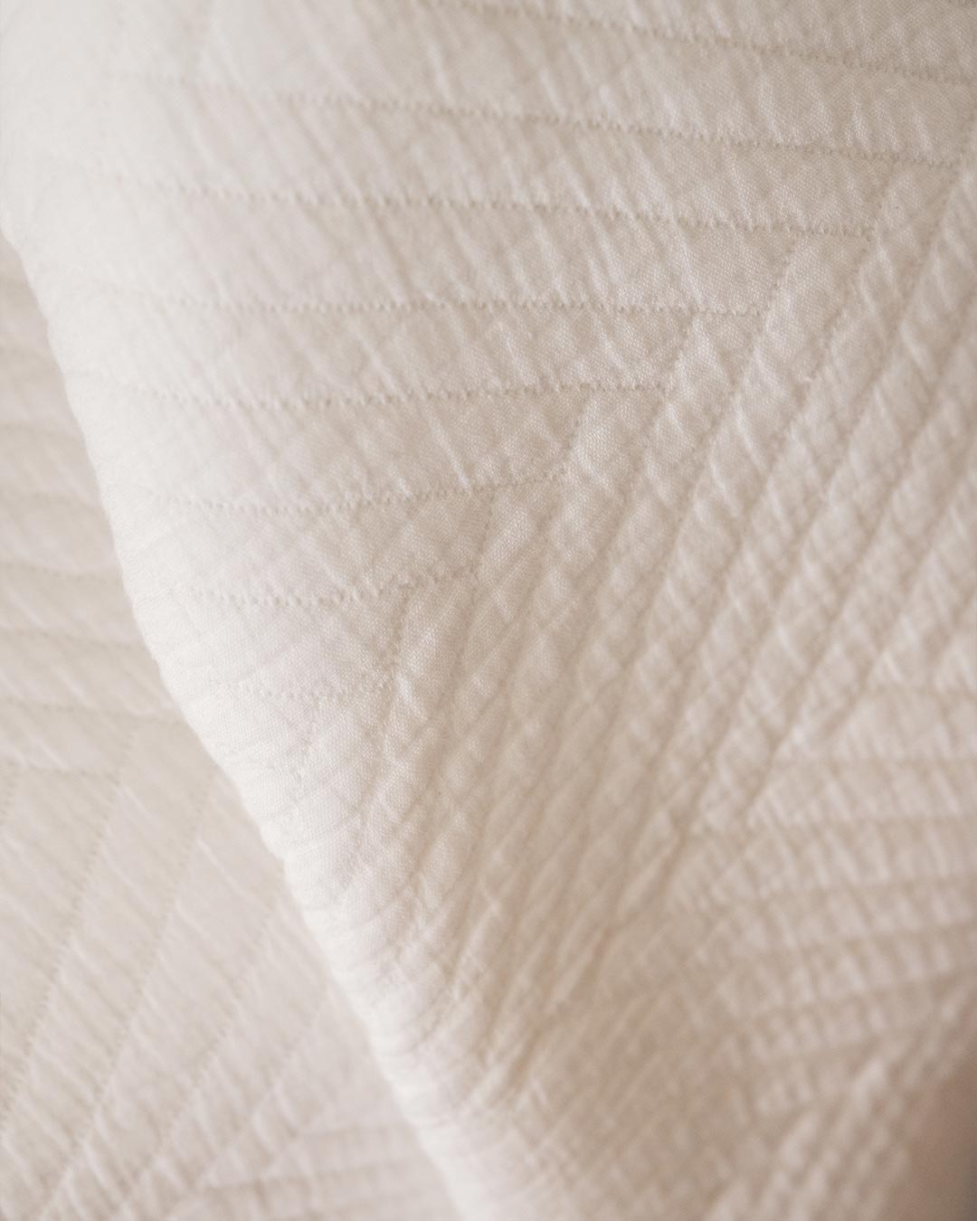 Copriletto bianco jacquard ungherese