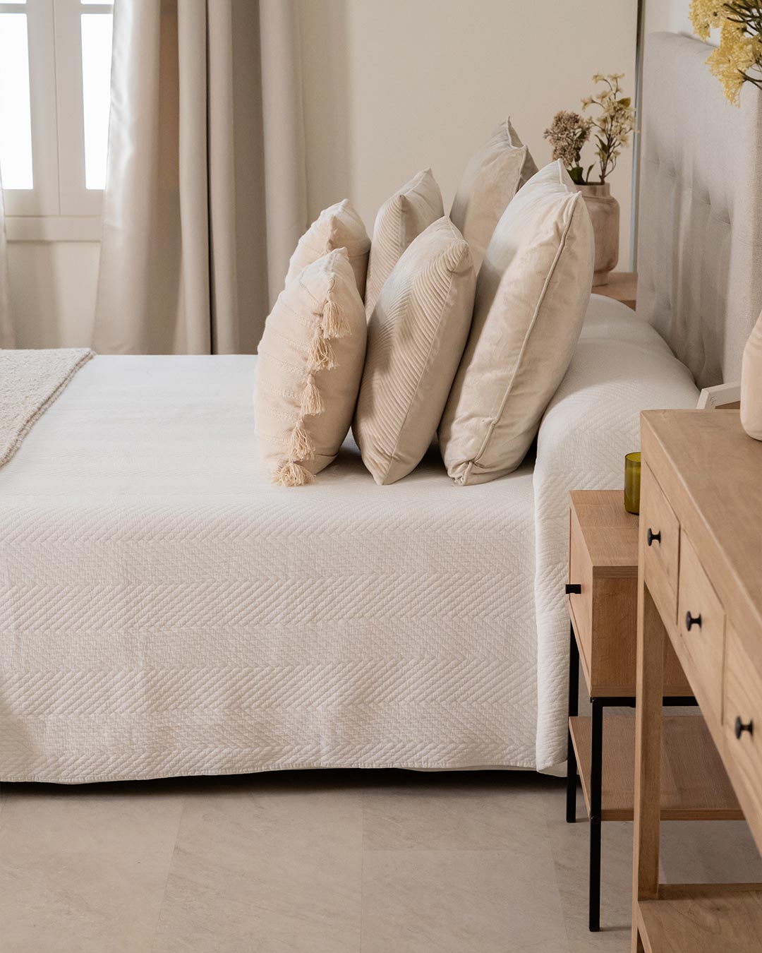 Copriletto bianco jacquard ungherese
