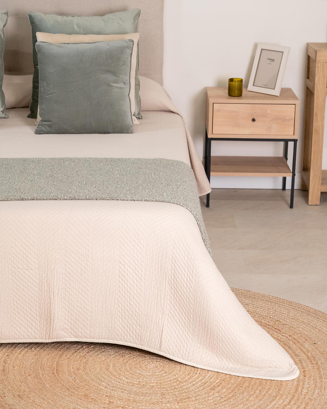 Colcha Jacquard Hungría Topo