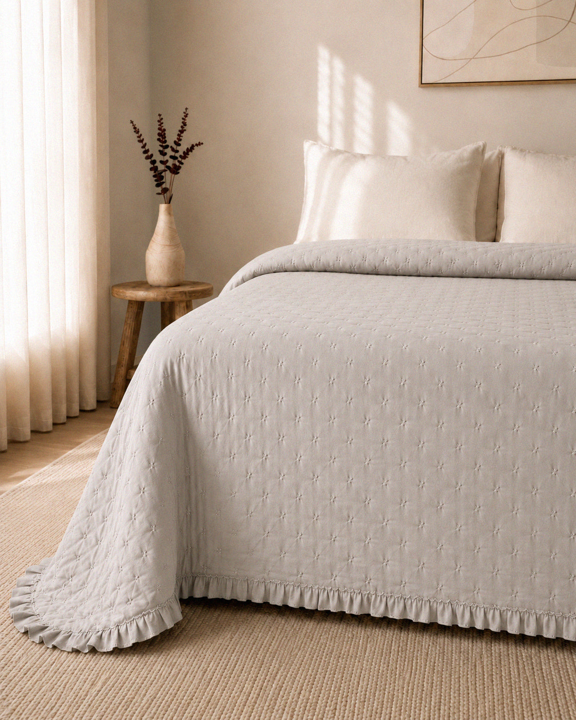Plain Perforated Quilt Light Gray